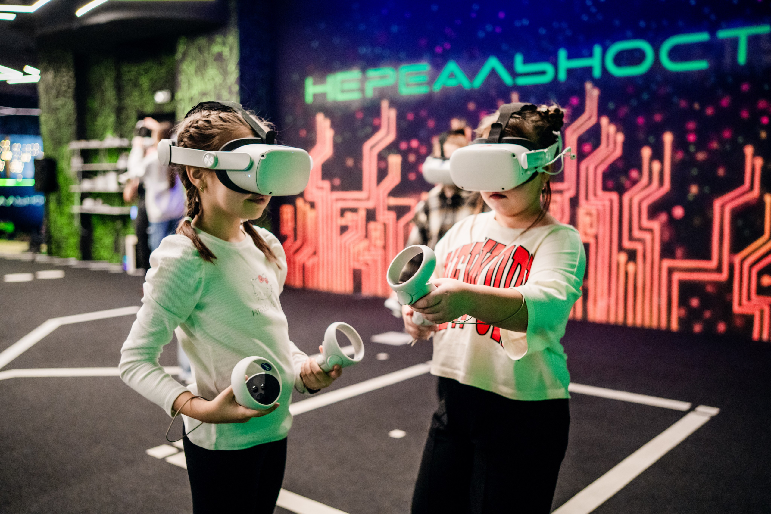 VR (November-December 2024). Felixtones