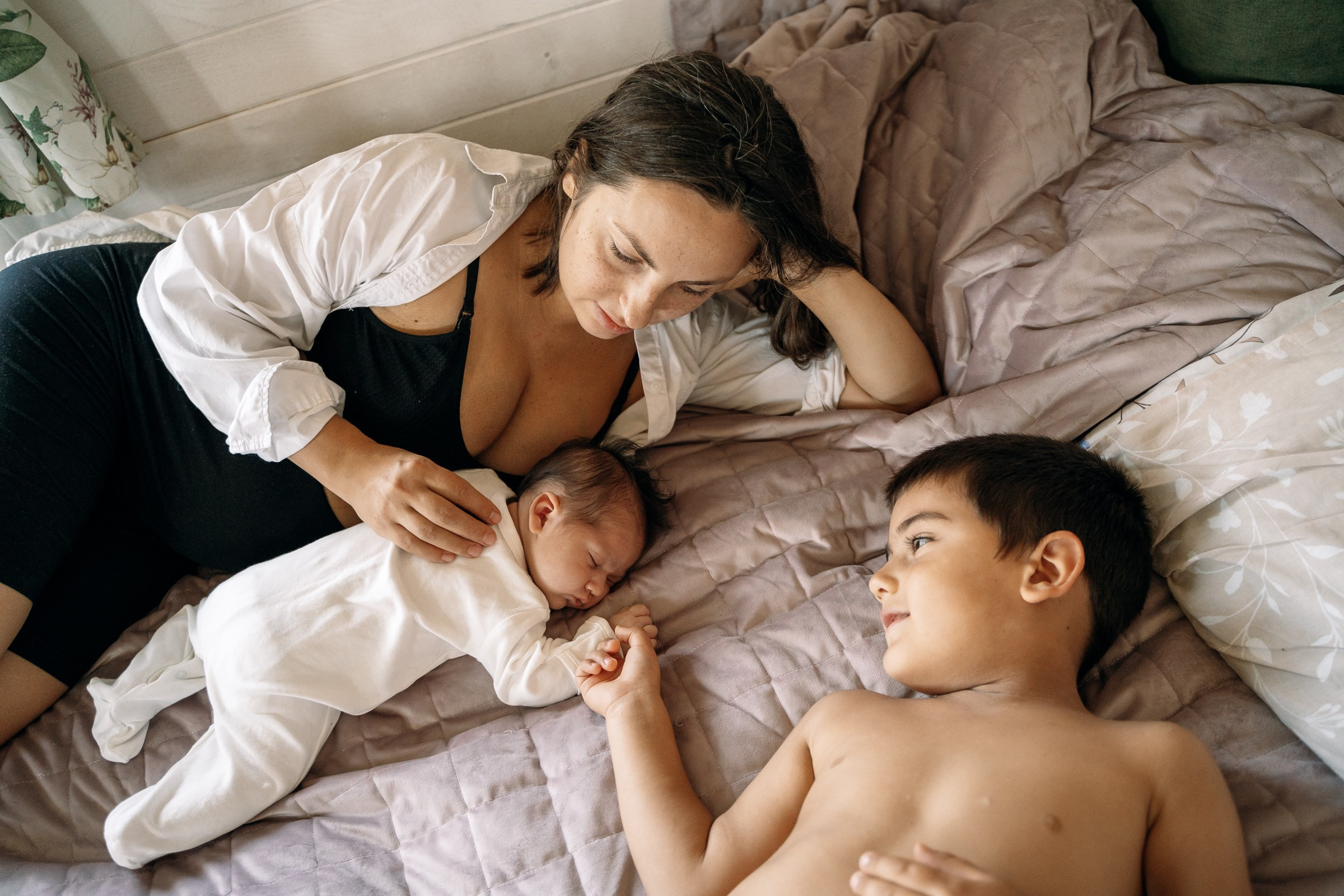 Полине 14 дней семейная съемка. Семейный видеограф и фотограф Соснина Марина