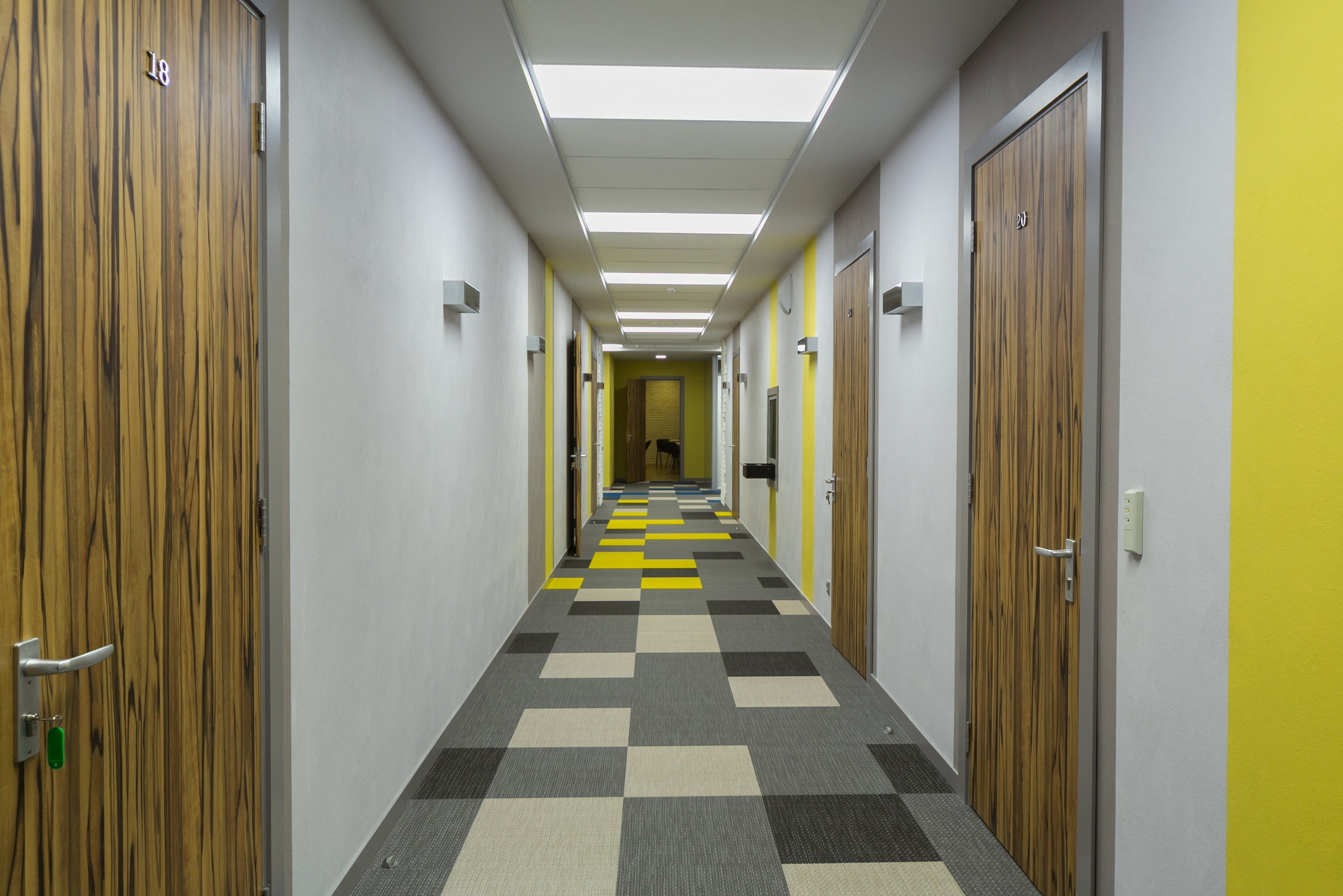 Офисное помещение в бизнес-центре