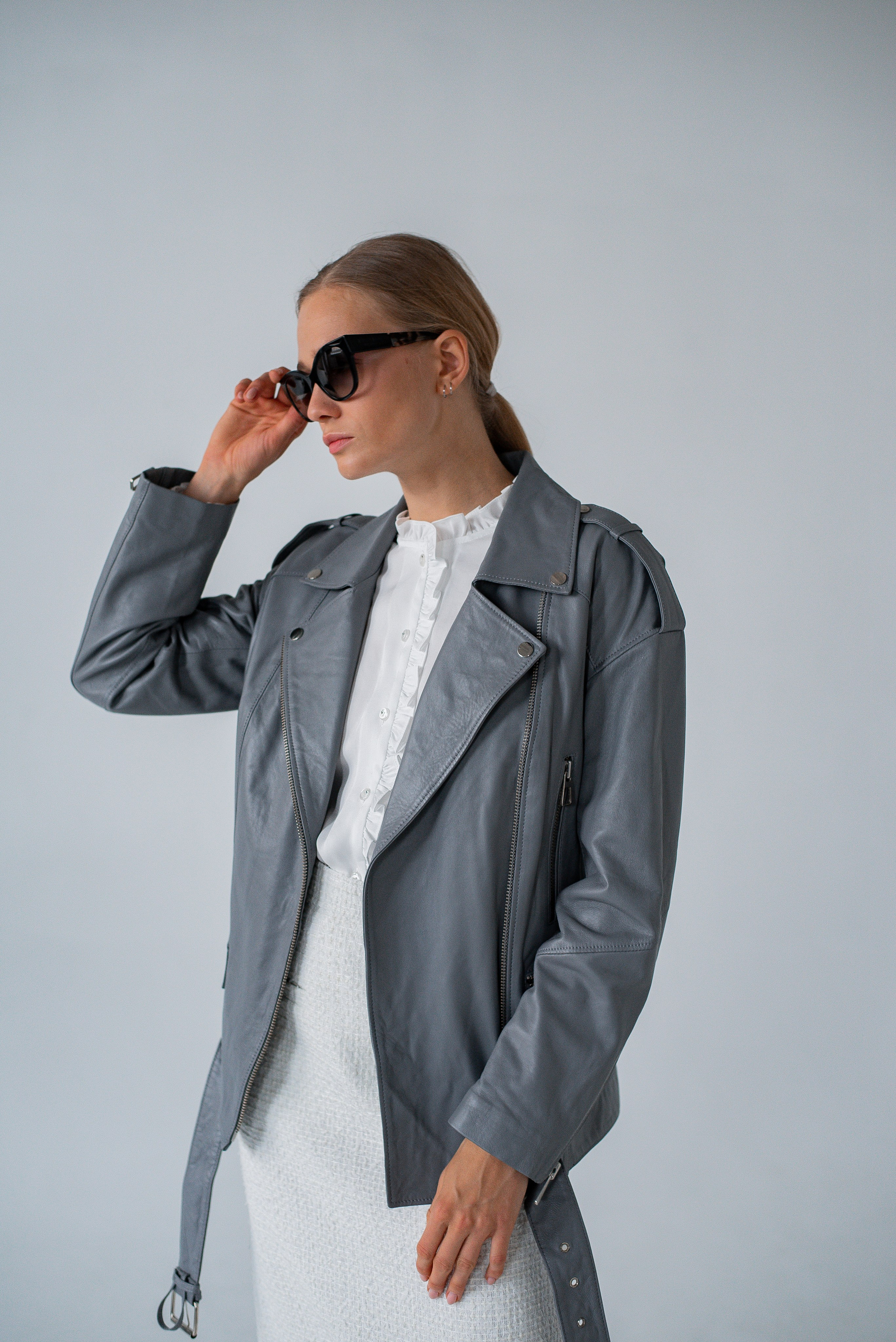 Куртки (фон). Контент фотограф в Москве Лихачева Ксения