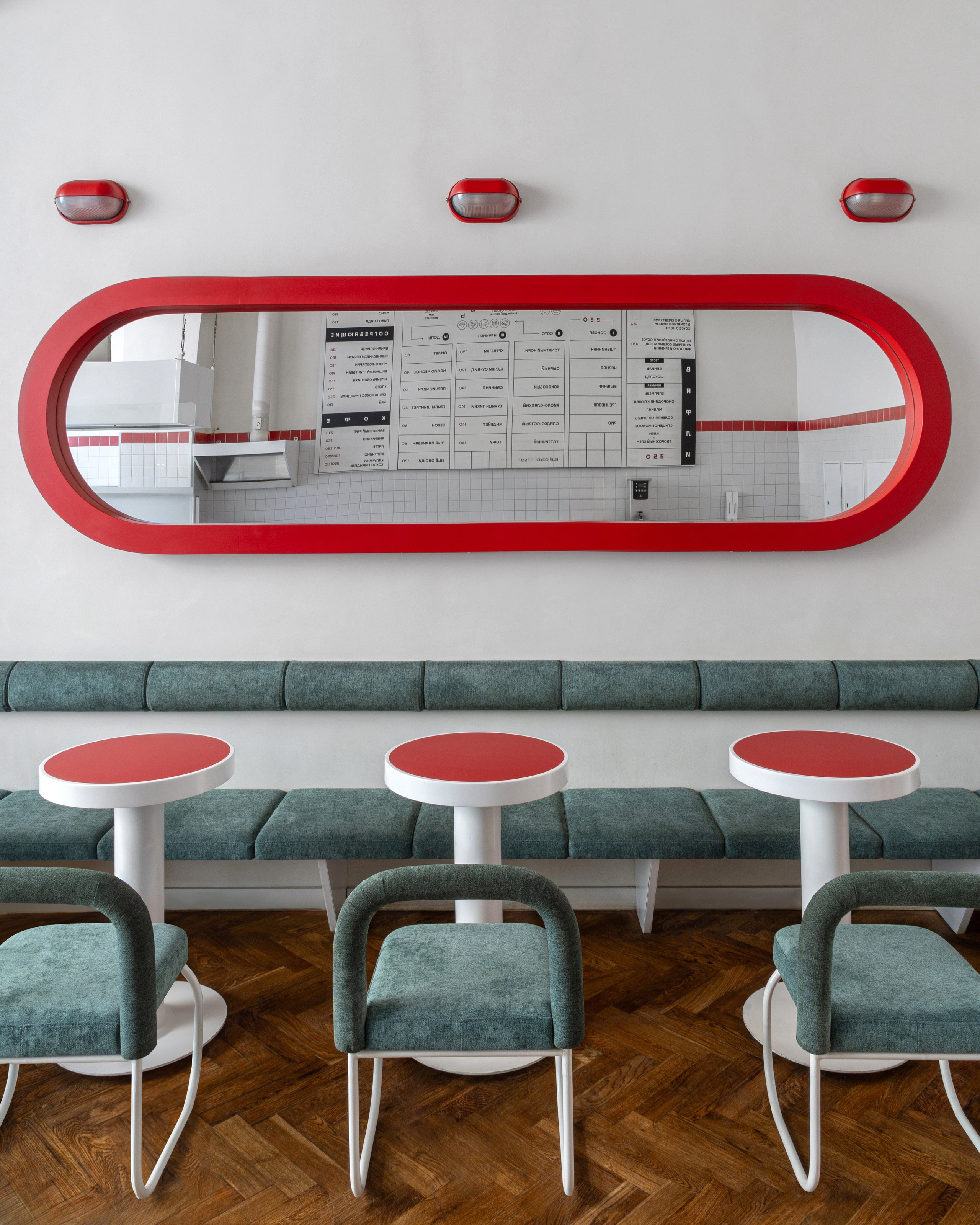 Интерьерная фотосъемка лапшичной Совок в Нижнем Новгороде. Интерьерный фотограф в Нижнем Новгороде и Москве Владимир Гудков