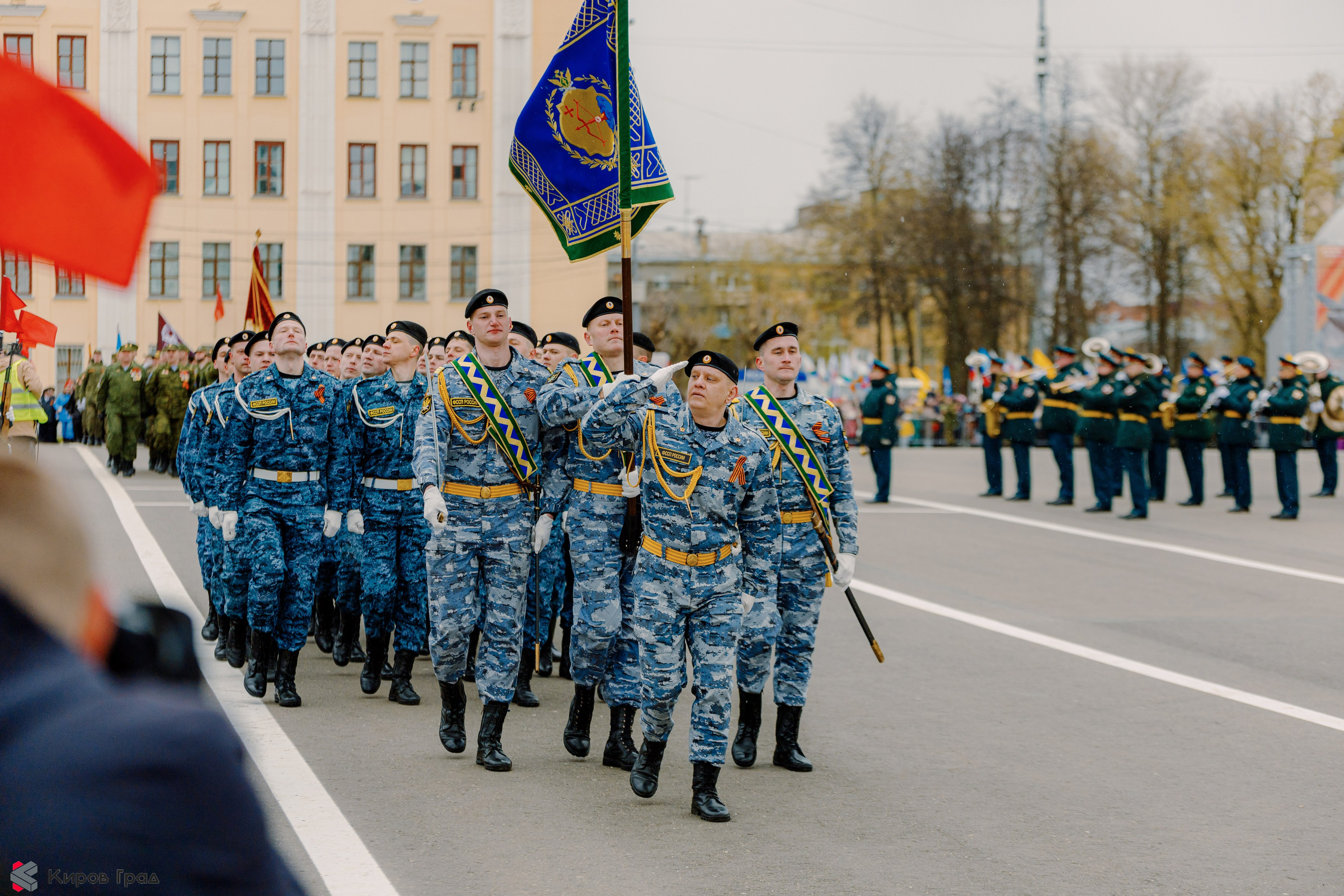 Парад победы 9 мая. Свадебный и репортажный фотограф Киров | Вадим Карпук
