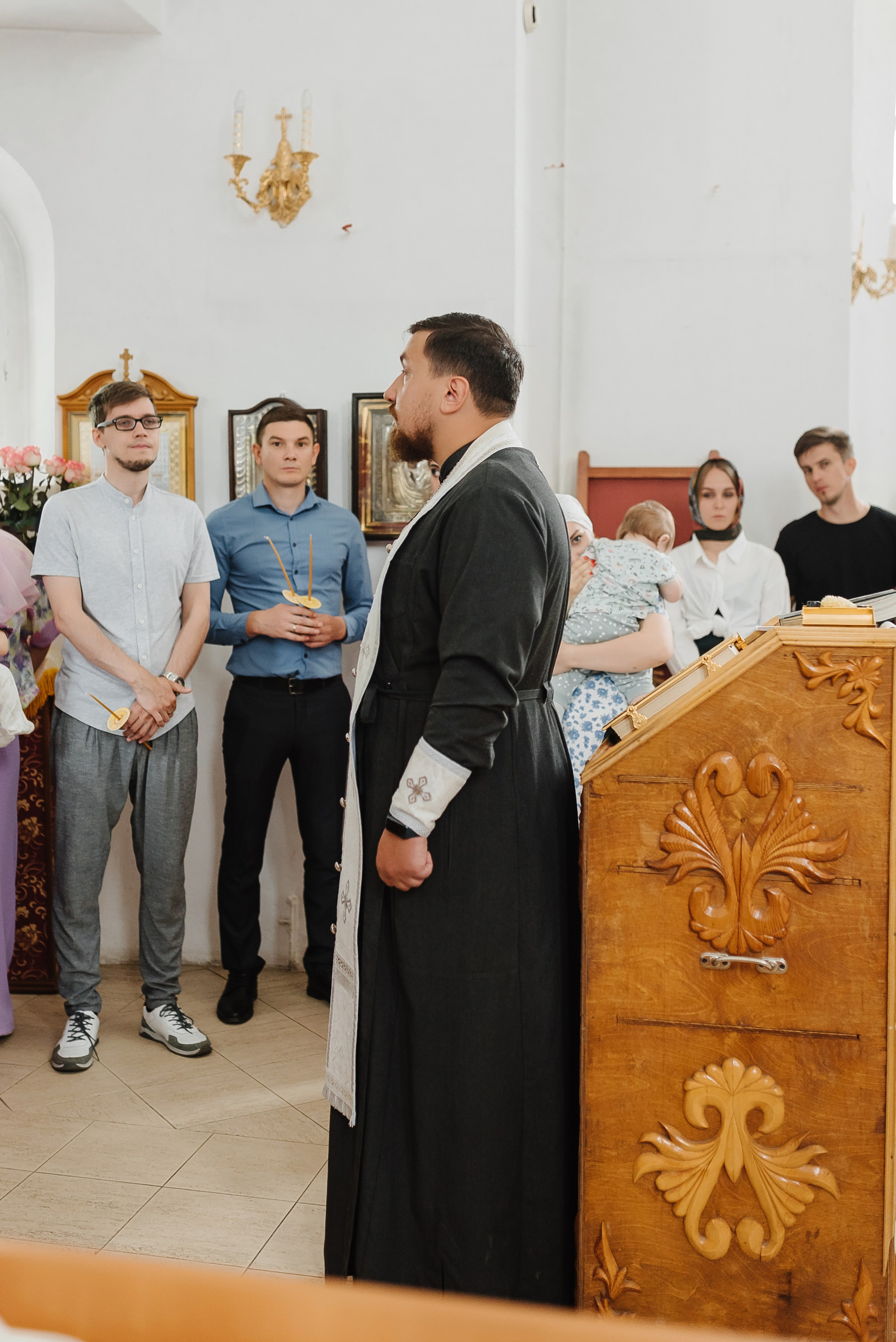 Фотосессия крещения ребенка Ногинск. Свадебный и женский фотограф город Электросталь и Ногинск