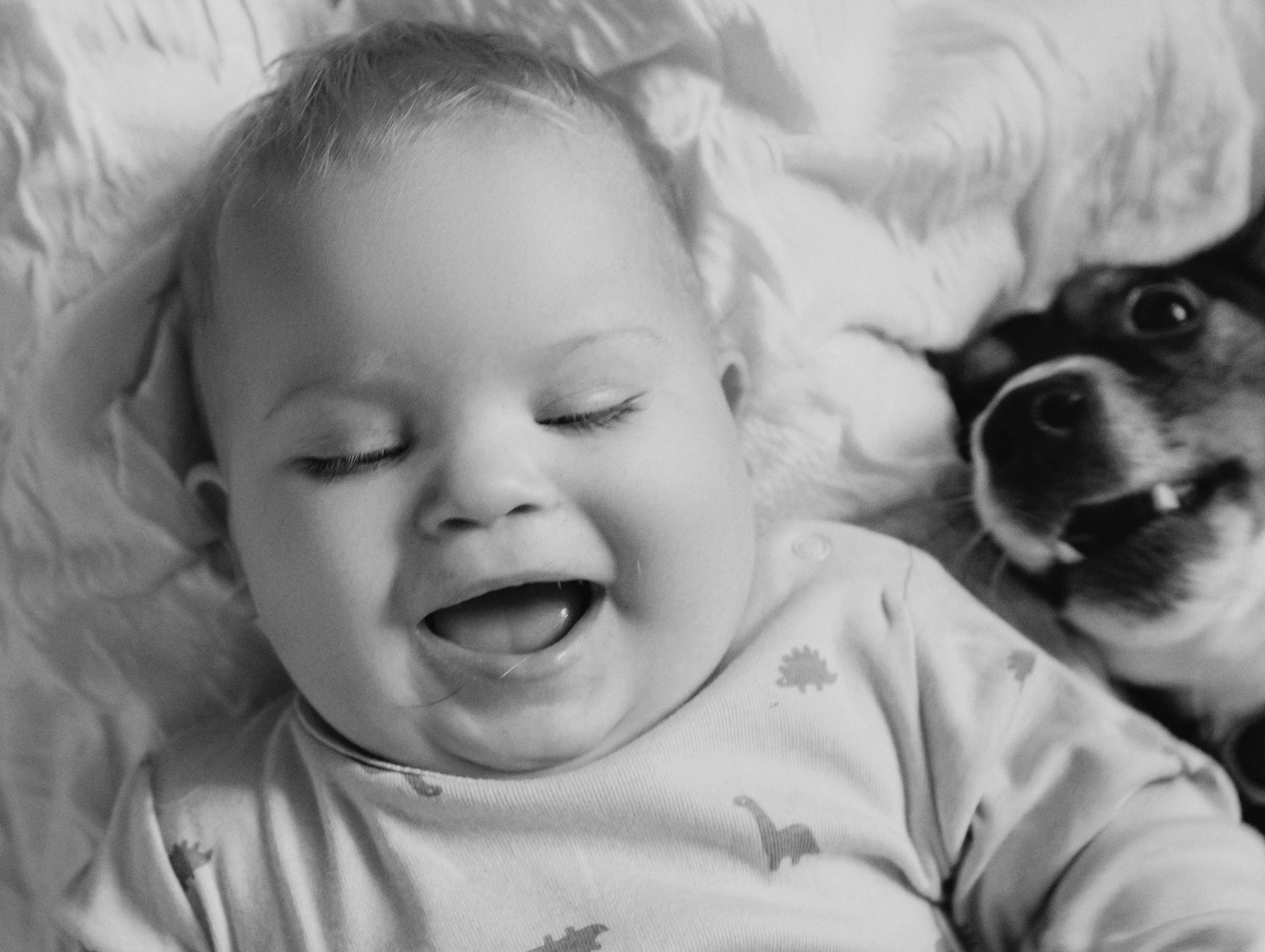 Таня успешно совмещает роль создателя эстетичных украшений, жены и мамы сыночка. Фотограф беременности и новорождённых в Набережных Челнах