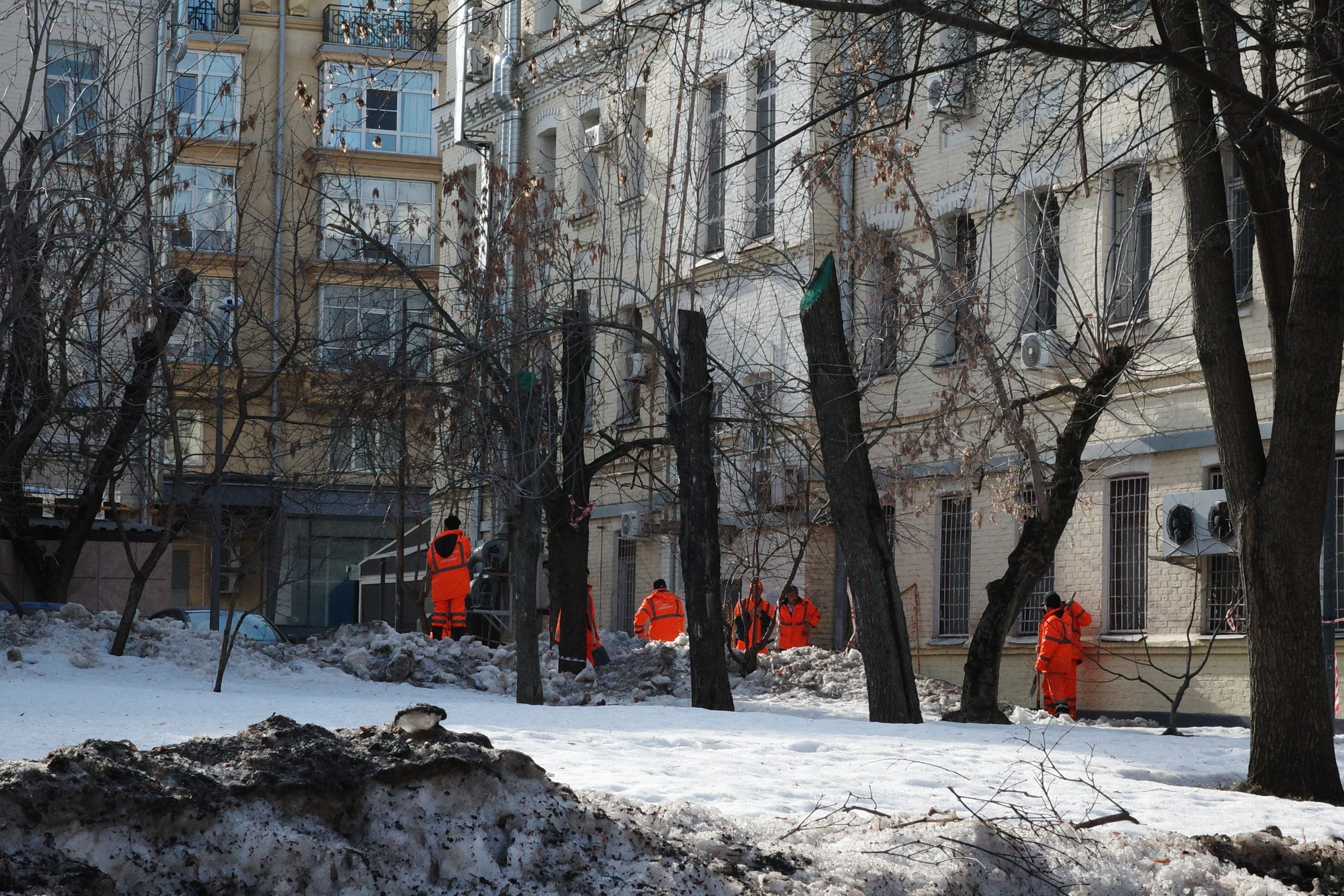 #45: Фрунзенская набережная / март 2026. Проект «Фотокладовка»: блог уличной фотографии в формате street photo