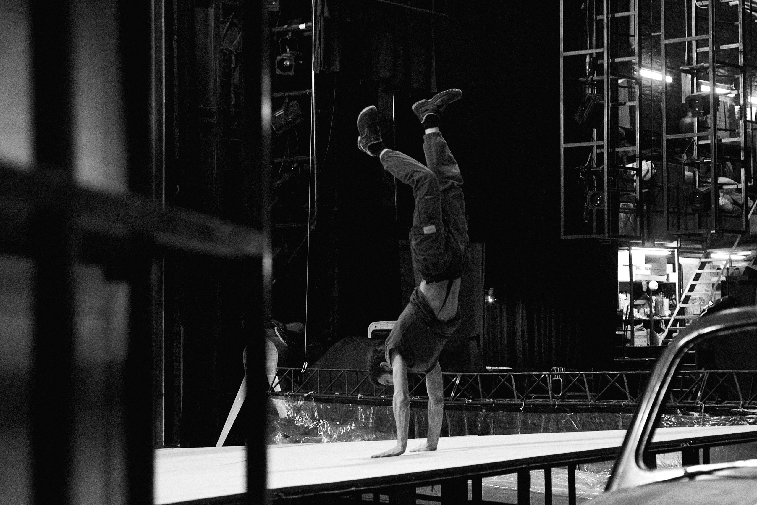 Монтаж спектакля Двойник. Фотограф Юлия Маринина