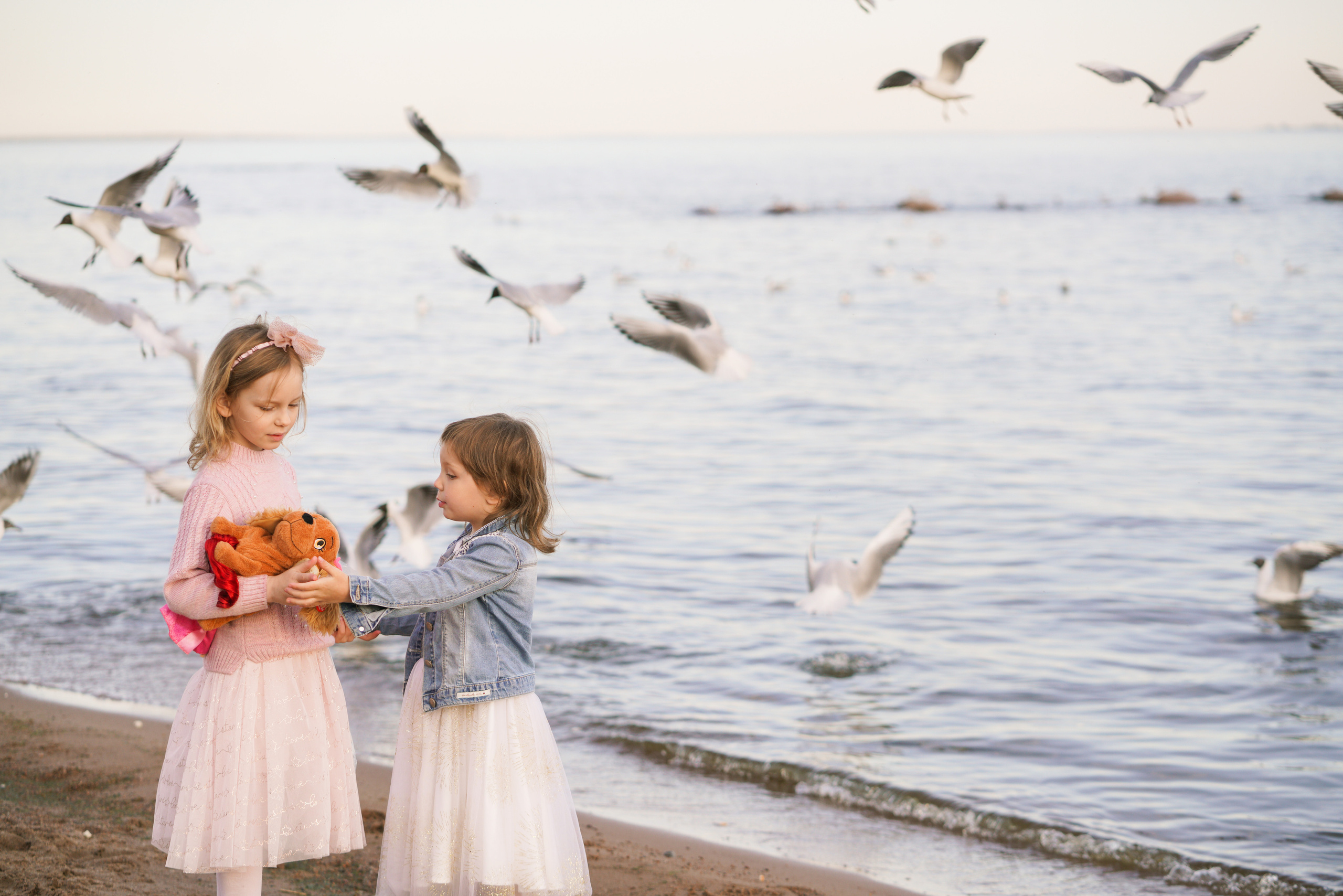 Family photography in Austin, TX | Unposed, playful & full of life | Anny Smirnova