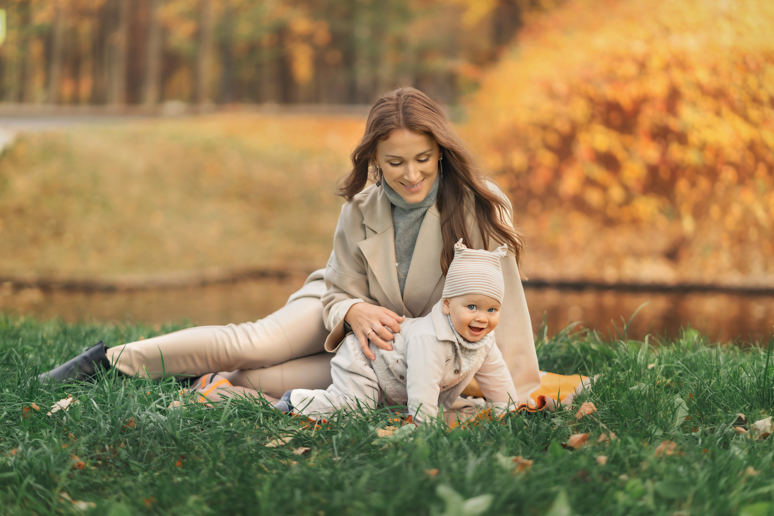 Family photography in Austin, TX | Unposed, playful & full of life | Anny Smirnova
