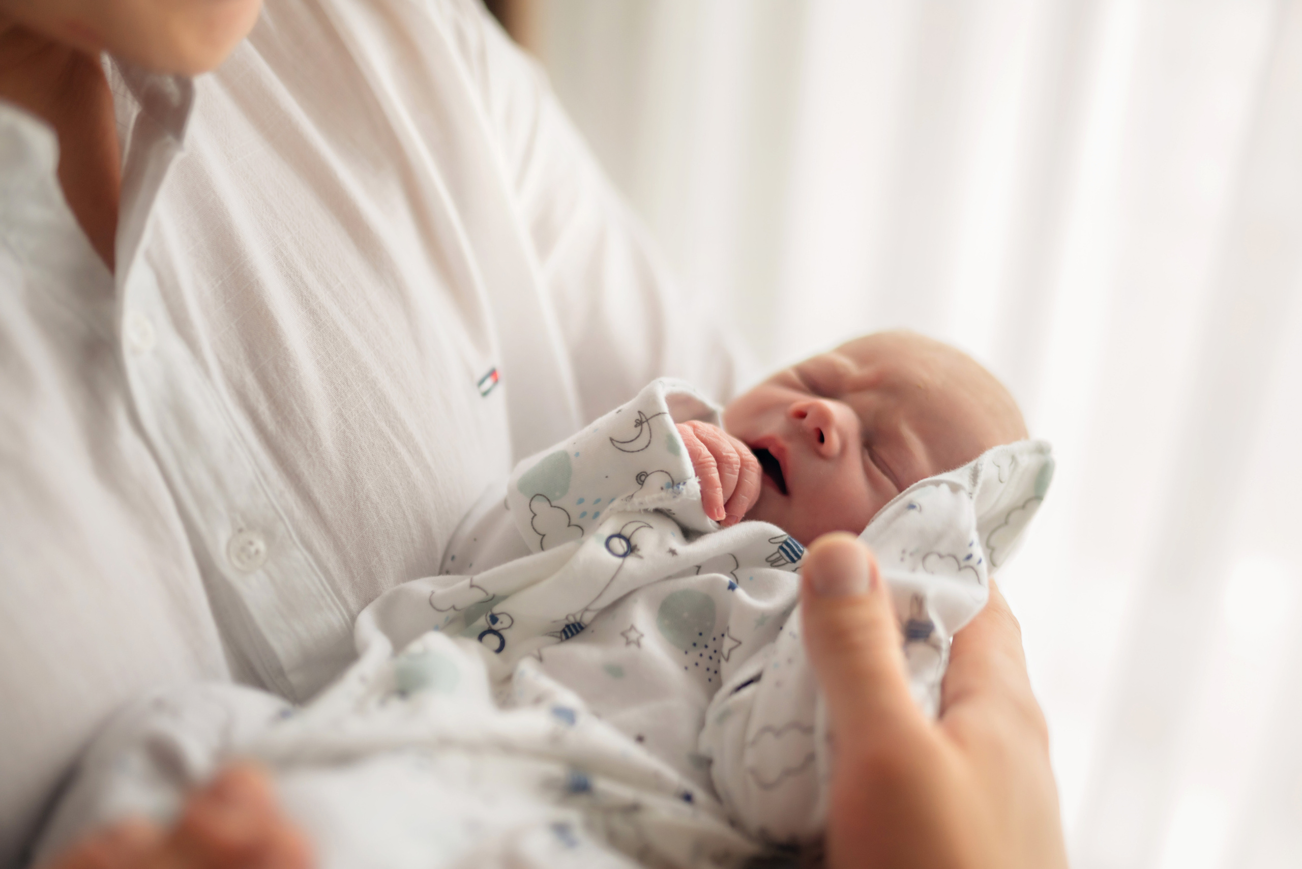 Fresh 24/48 newborn photos | First days in the hospital or at home | Anny Smirnova