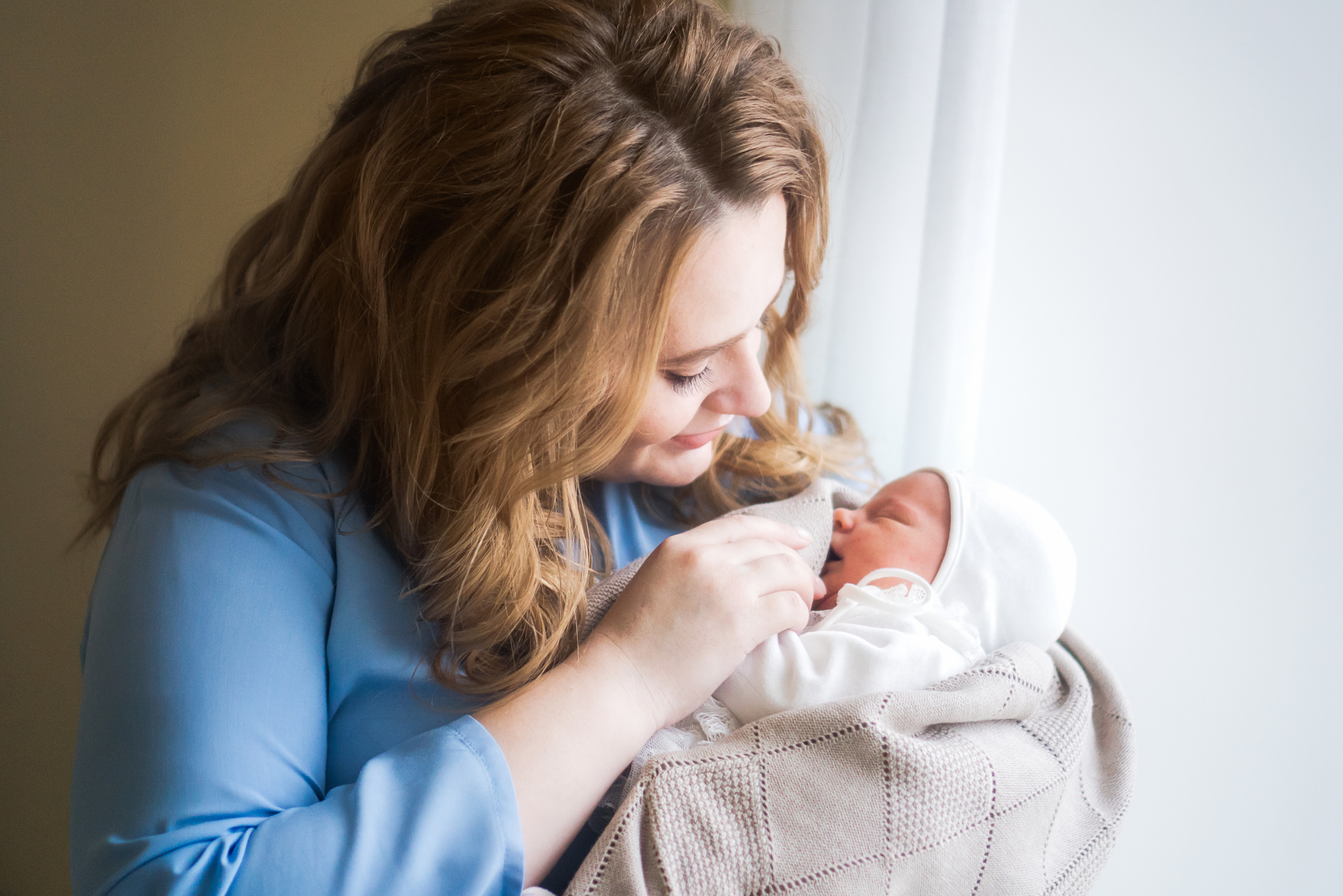 Fresh 24/48 newborn photos | First days in the hospital or at home | Anny Smirnova