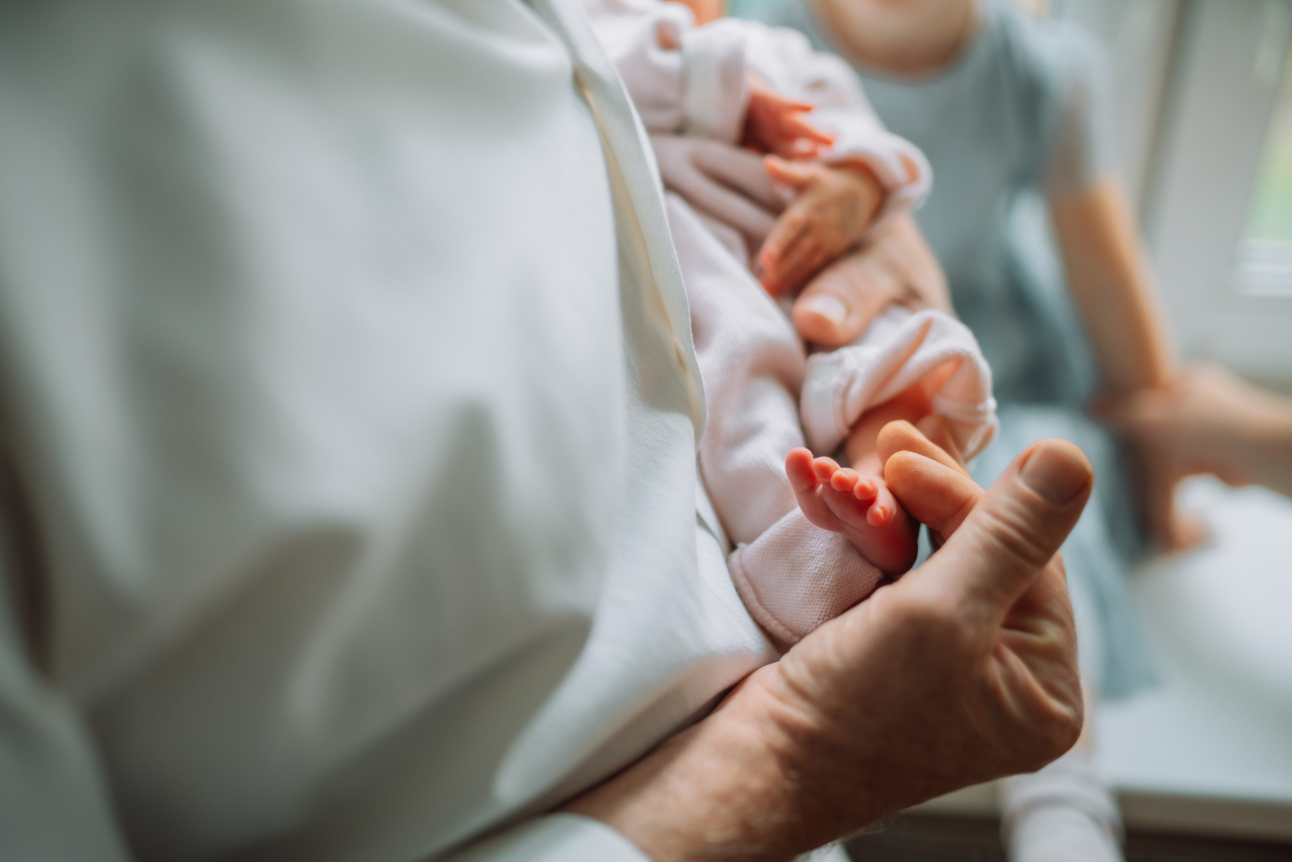 Fresh 24/48 newborn photos | First days in the hospital or at home | Anny Smirnova