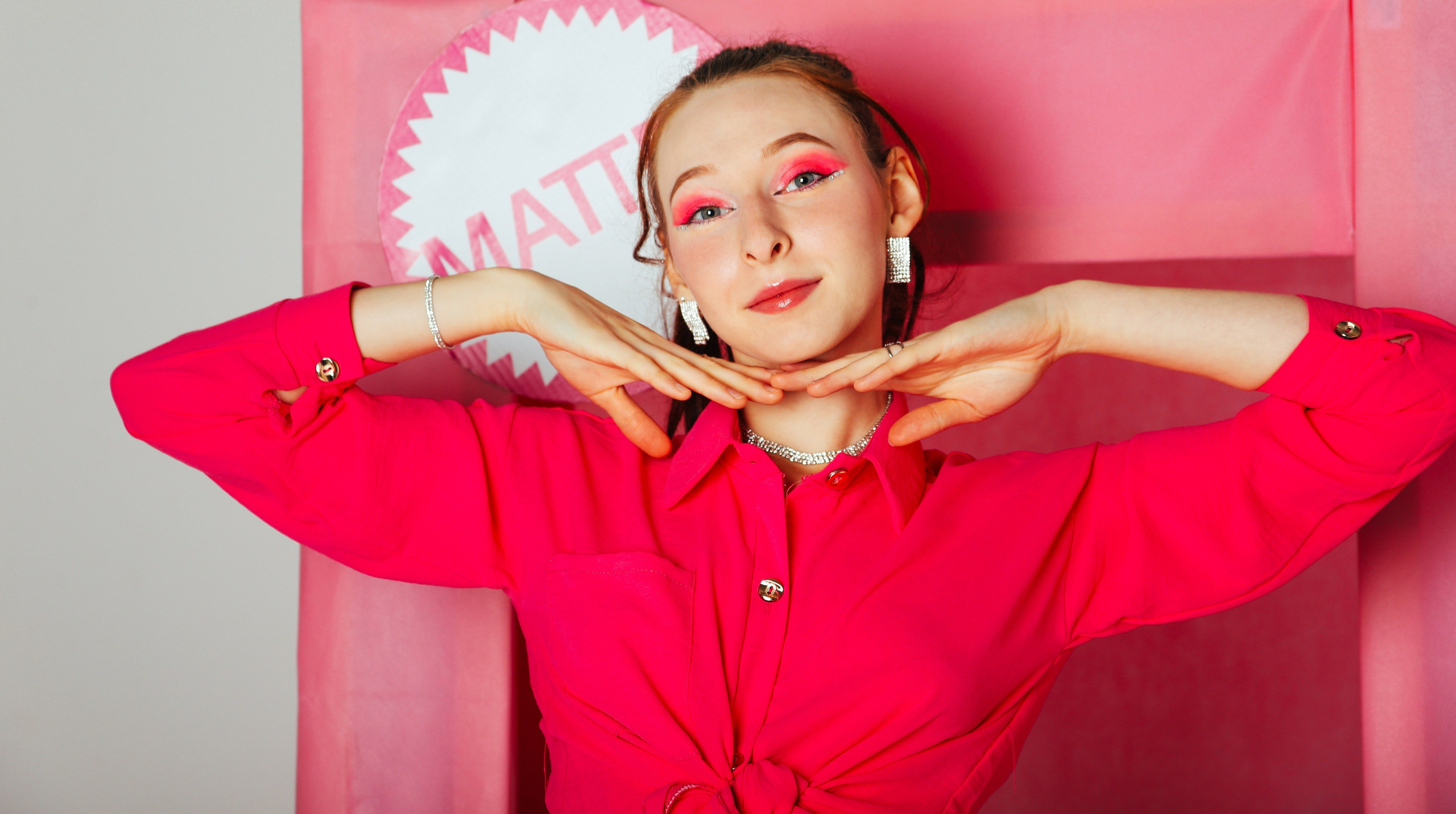 Вероника в студии. Фотограф Пермь. Фотосессия в фотостудии Перми и на свежем воздухе