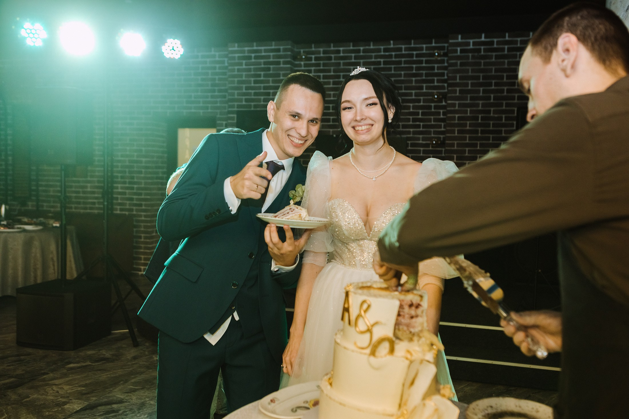 Александр и Ольга. Фотографы в городе Волгограде — Людмила Агеева и Алексей Околелов