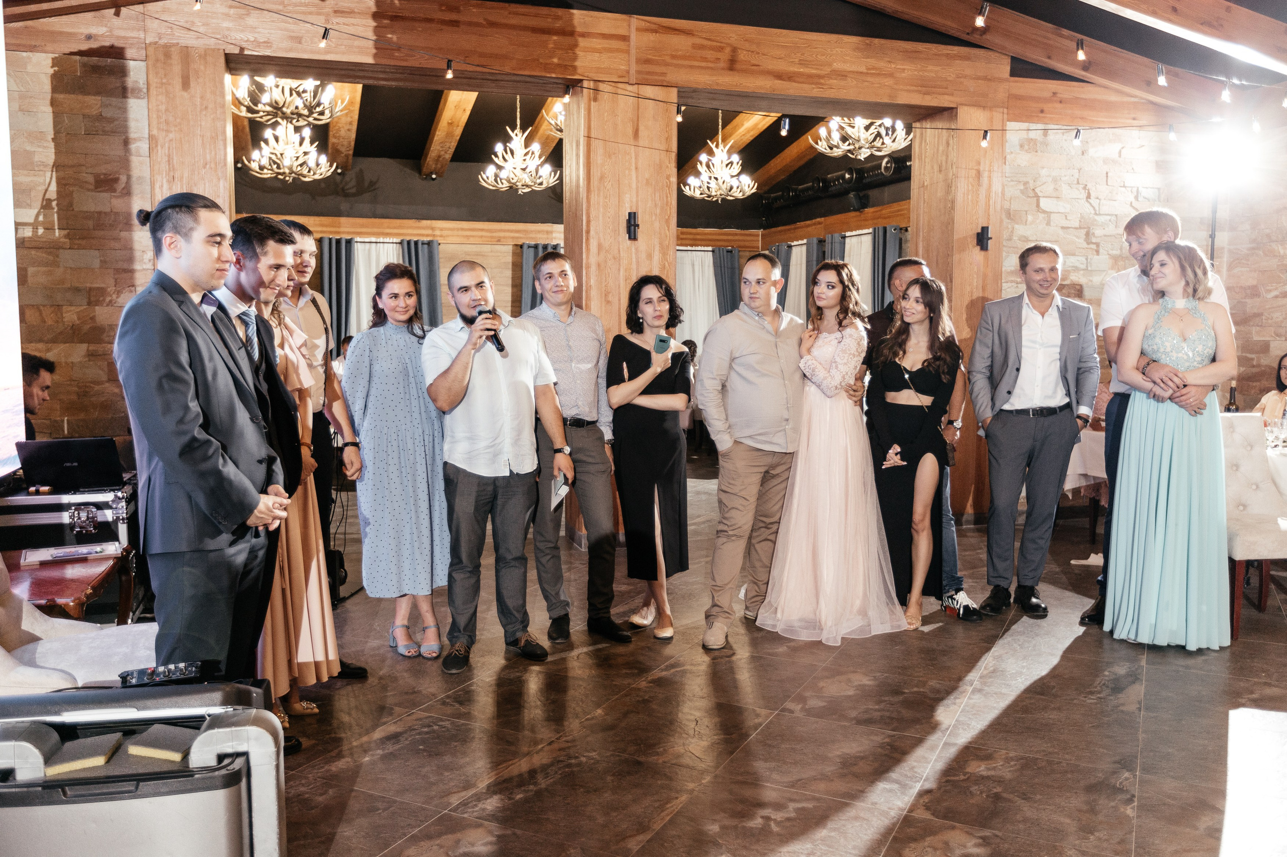 Свадебный фотограф Уфа — Руслан ГабдлисламовЖивые эмоции, красивые кадры, воспоминания на всю жизнь.Работаю по всей Республике Башкортоста. Свадебный фотограф Уфа Руслан Габдлисламов