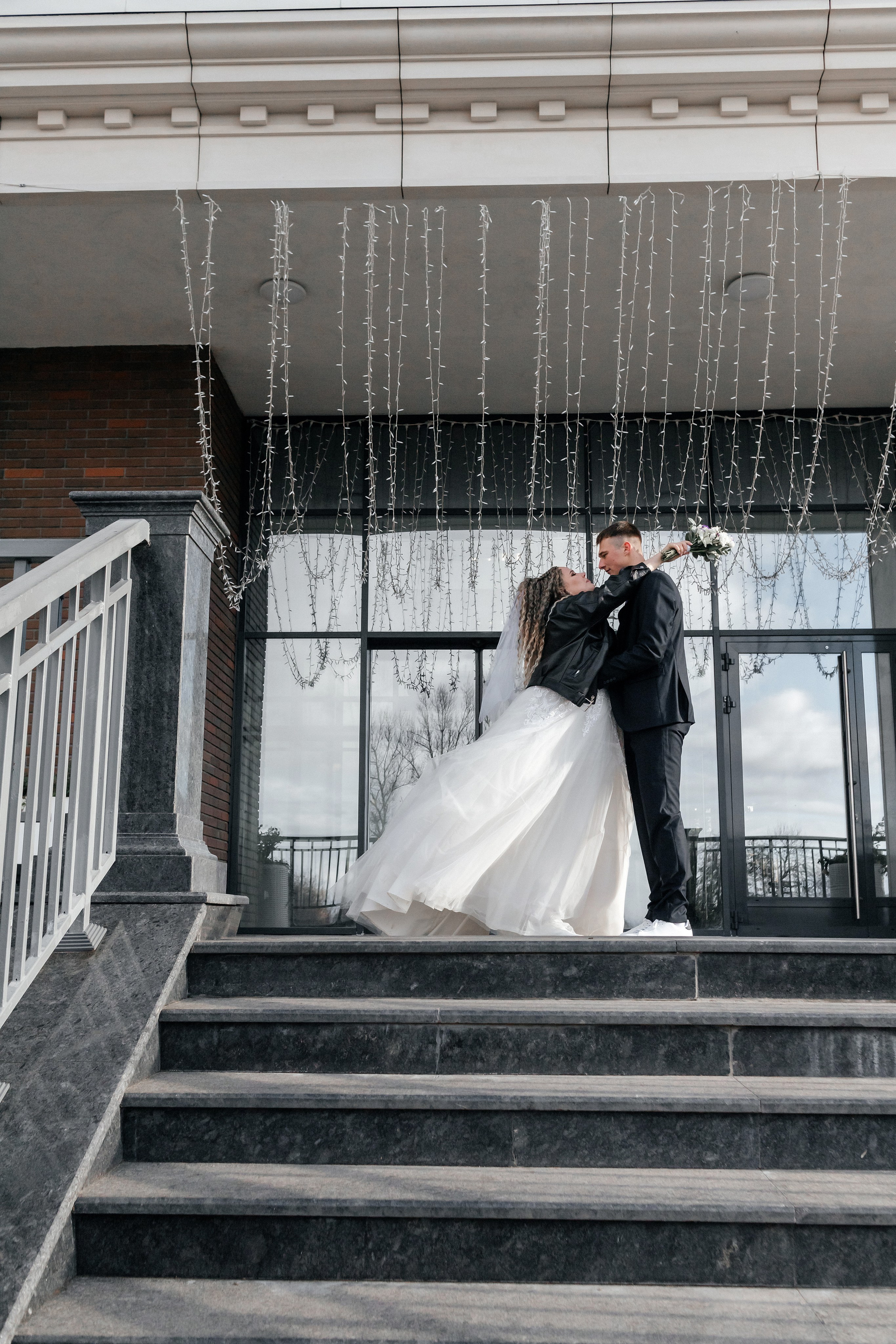 Ноябрьская свадьба в Сормовском ЗАГСе и в фотостудии Акт Первый. Свадебный фотограф и фотограф Love-Store в Нижнем Новгороде Анастасия