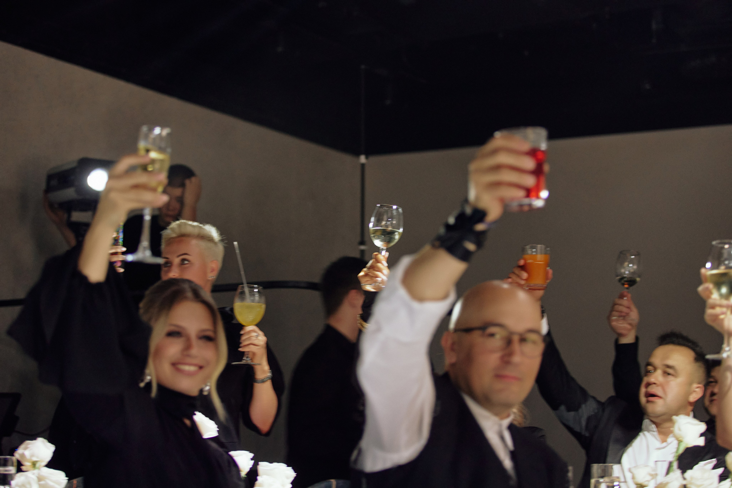 A MIRROR IS ONLY A HEART. Дмитрий Мазуркевич: Профессиональный Репортажный Фотограф