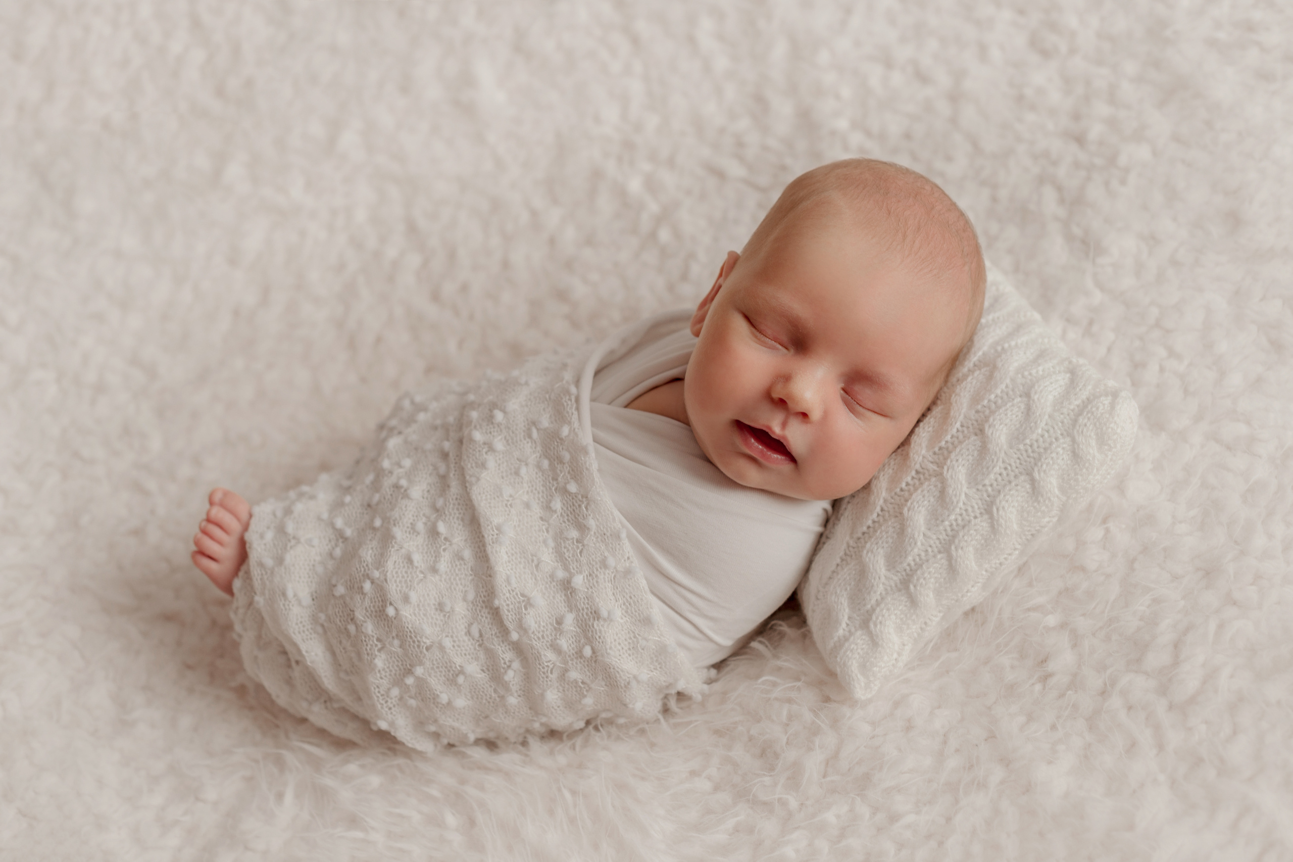 Дима 24 дня. Фотограф новорожденных Вера Мереуца Оренбург