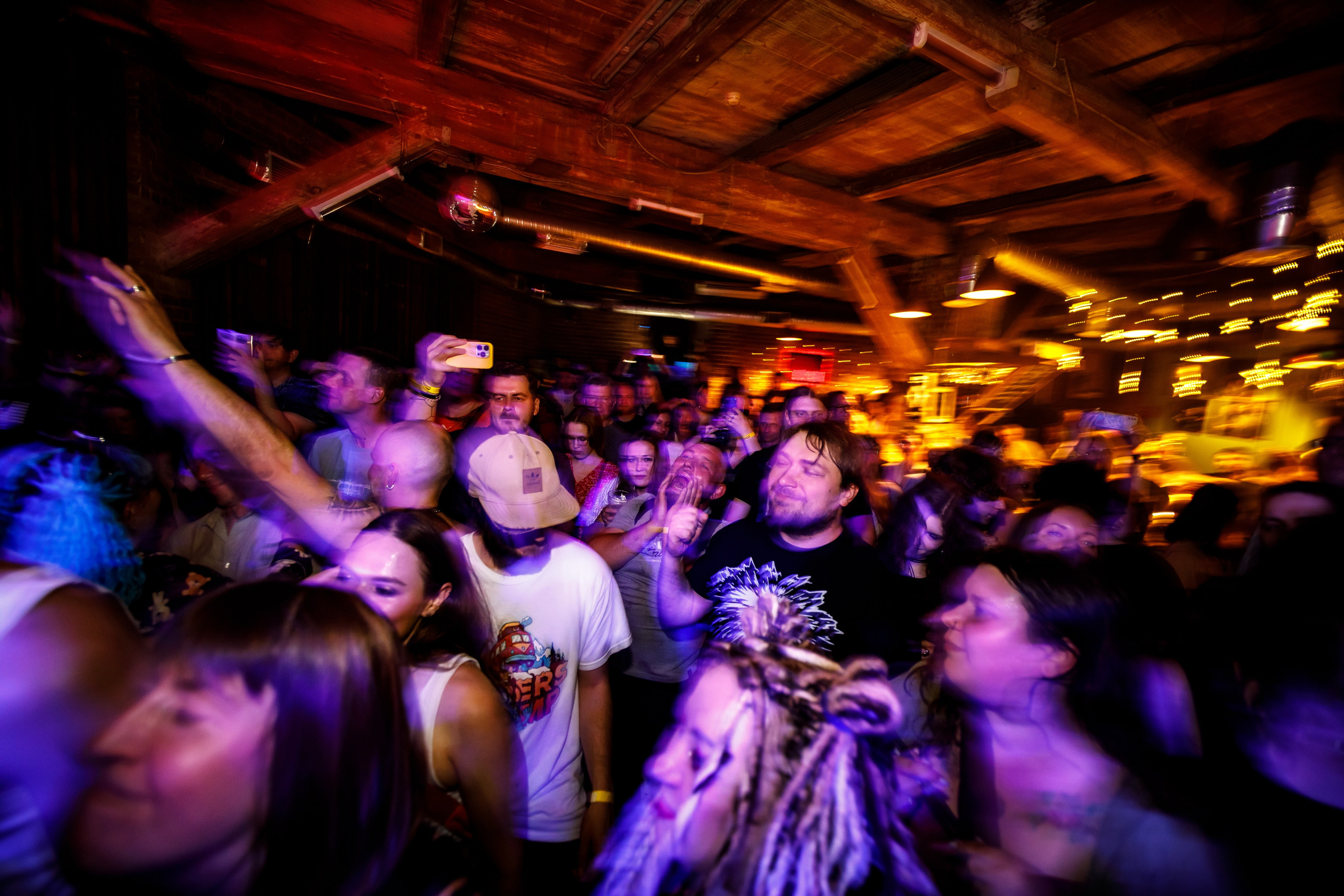 РАДИОПОМЕХИ. Фотограф Елена Богачева (lenalena_na_na_na)