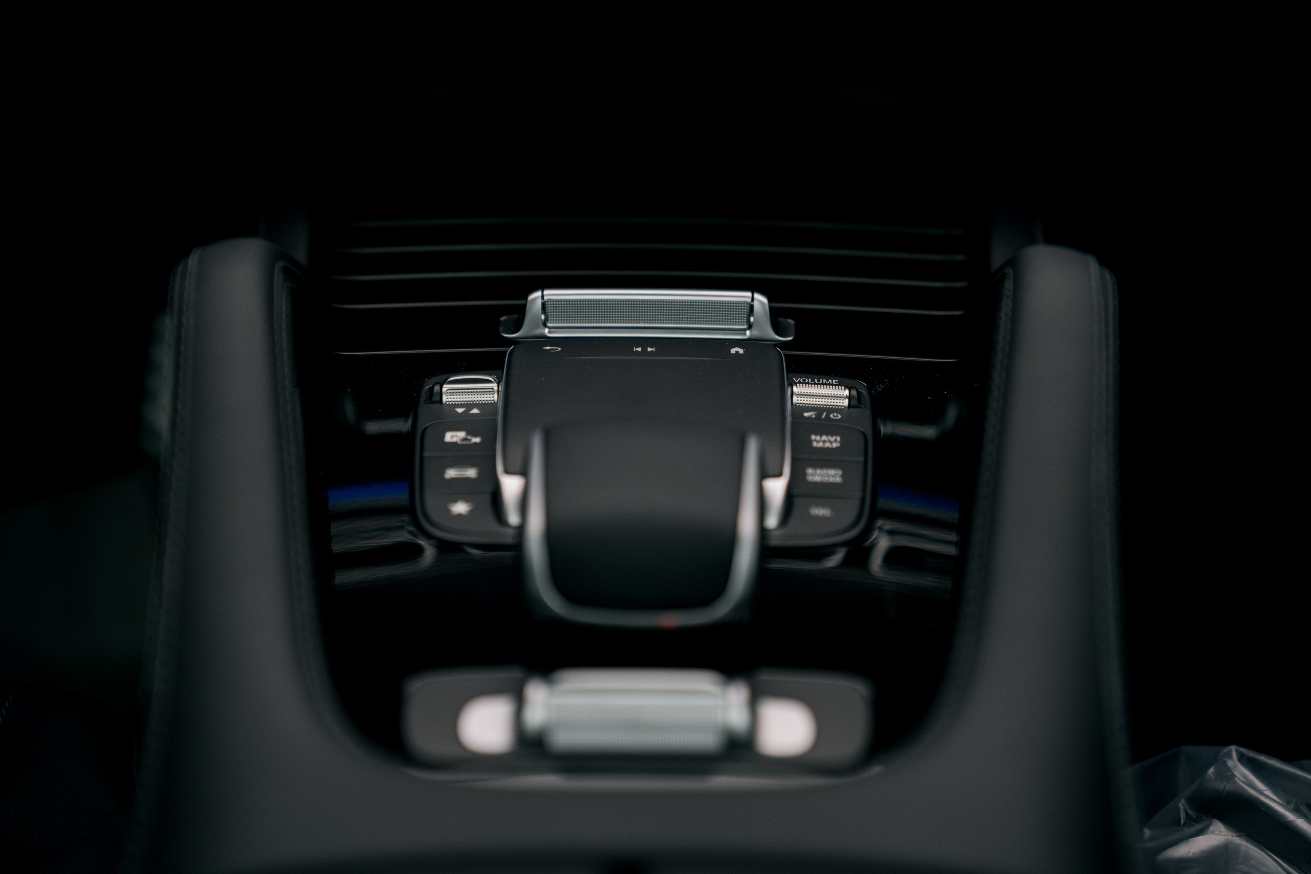 Mercedes-Benz GLE 400D. Идеальные портреты для соцсетей — Фотограф Ленар