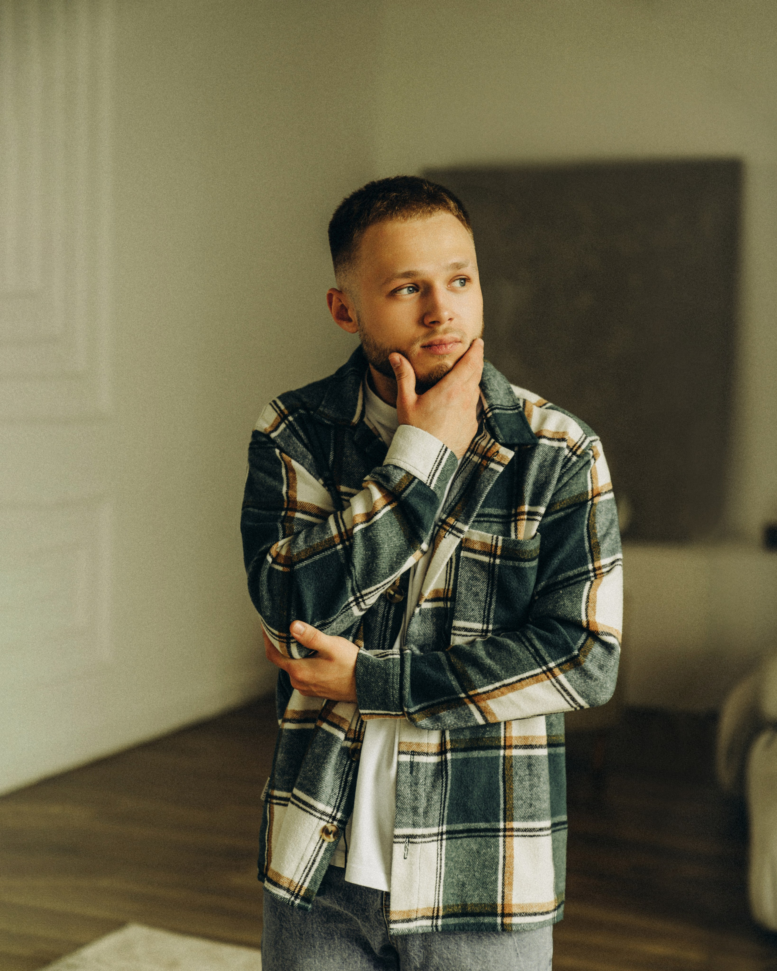 Даниил 08.05. Идеальные портреты для соцсетей — Фотограф Ленар