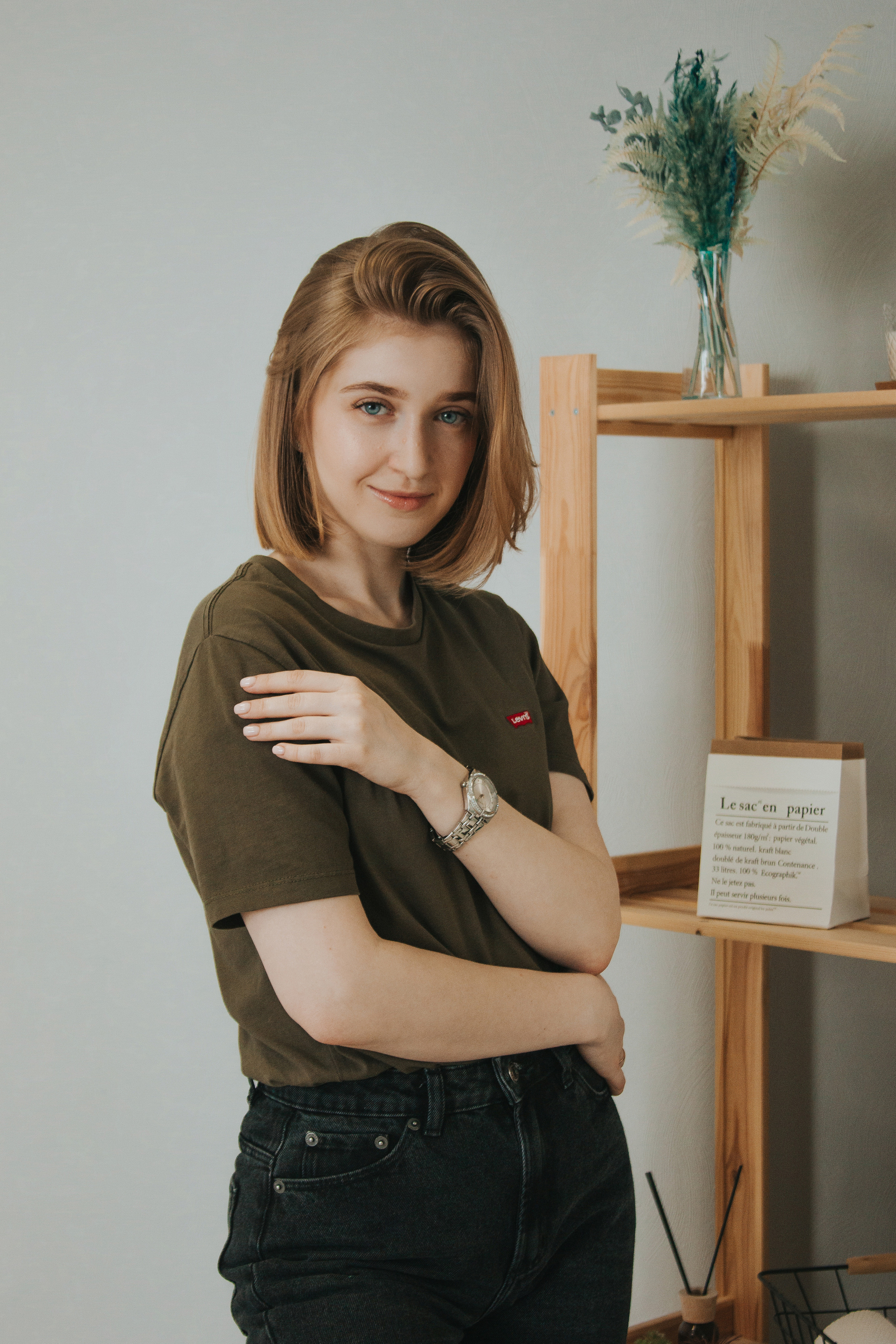 Мастер маникюра. Свадебный и портретный фотограф в Воронеже Вика Лихачева