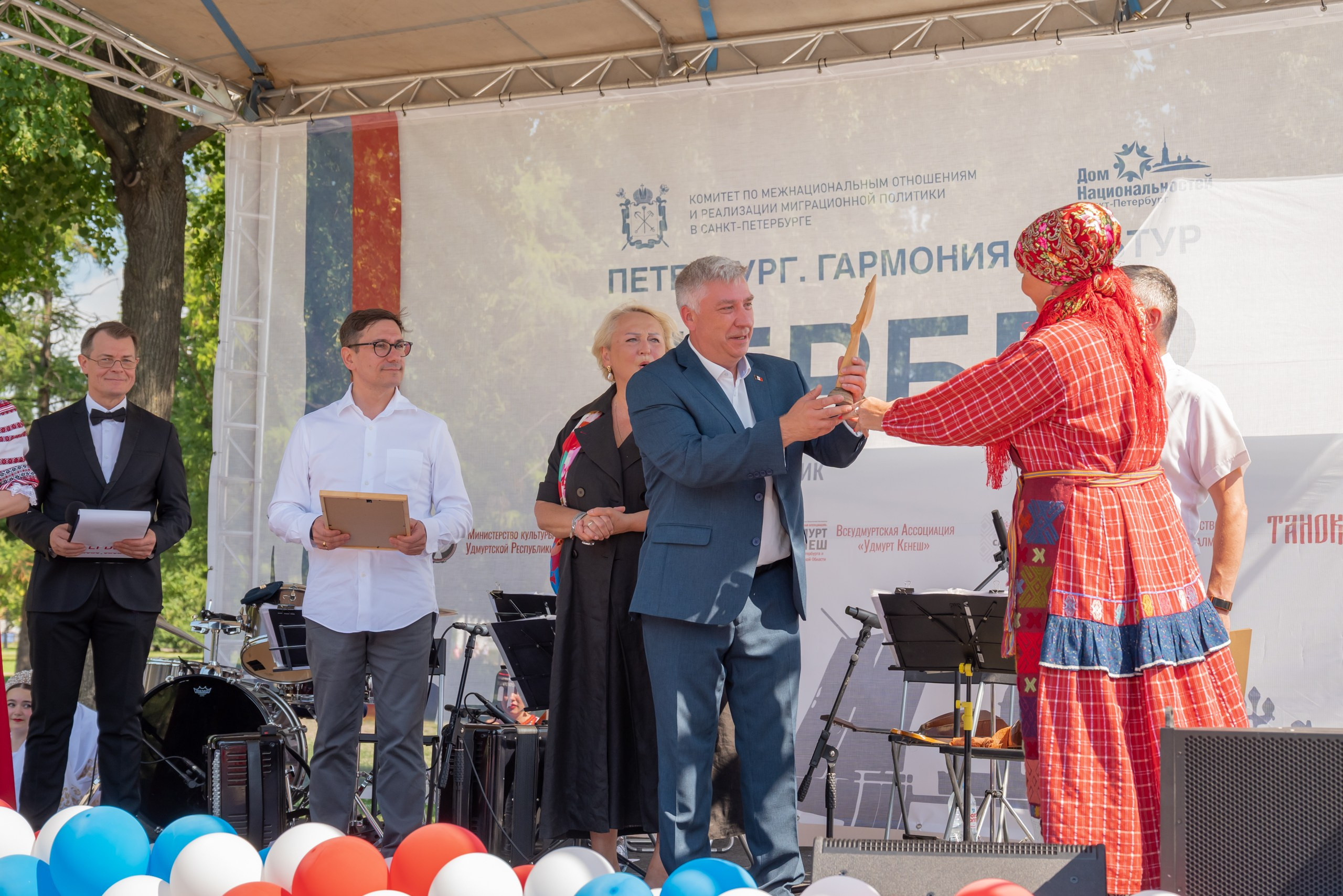 Мордовский праздник «Гербер». Фотограф в Санкт-Петербурге, фотодни в СПБ