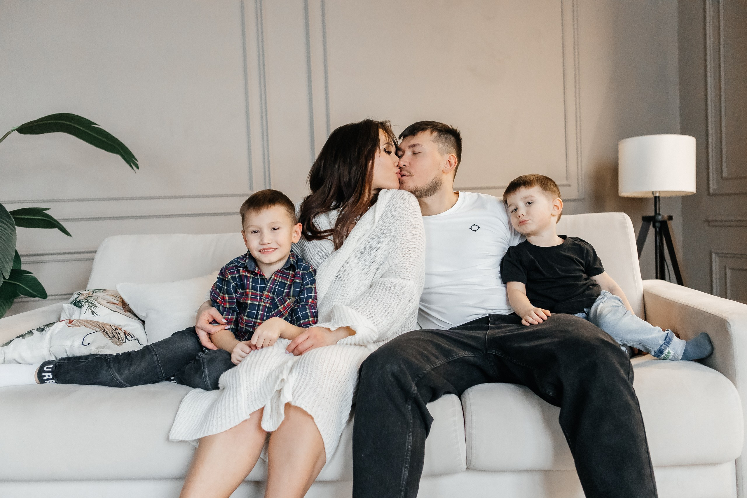 Рина Антон и ребята. Свадебный фотограф в Москве