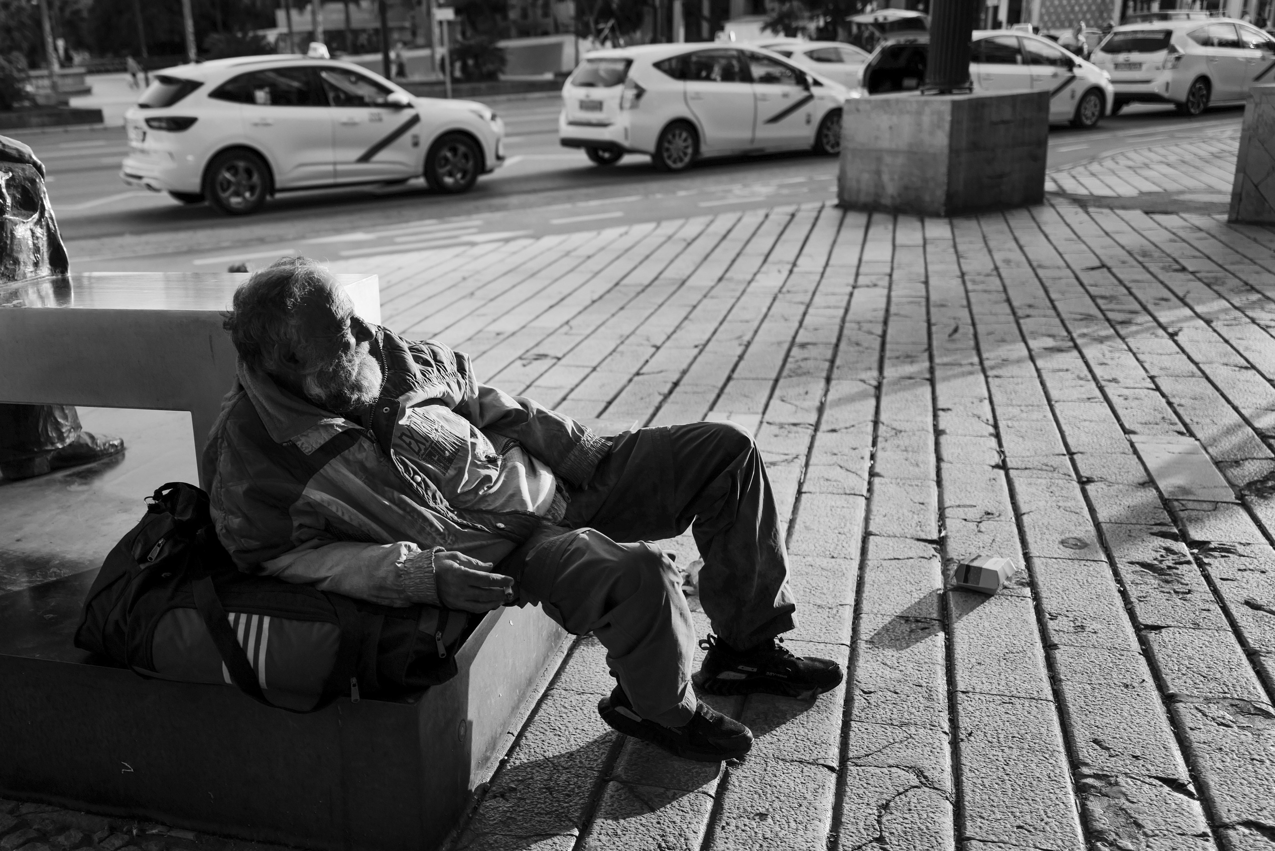 Street. Если ты на Земле — звони