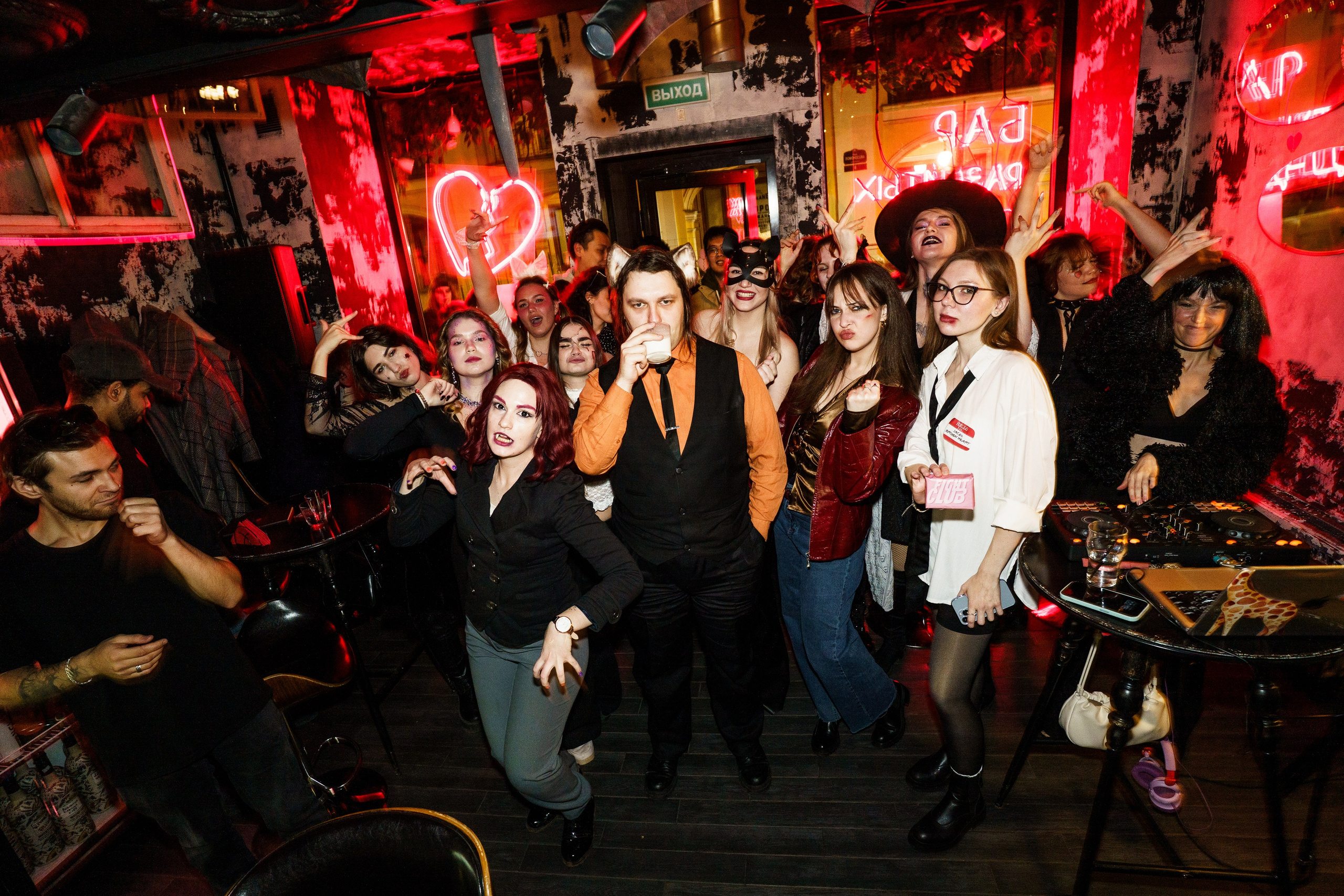 Halloween party. Бар разбитых сердец. Концертный и репортажный фотограф в Санкт-Петербурге Слава Пахомов