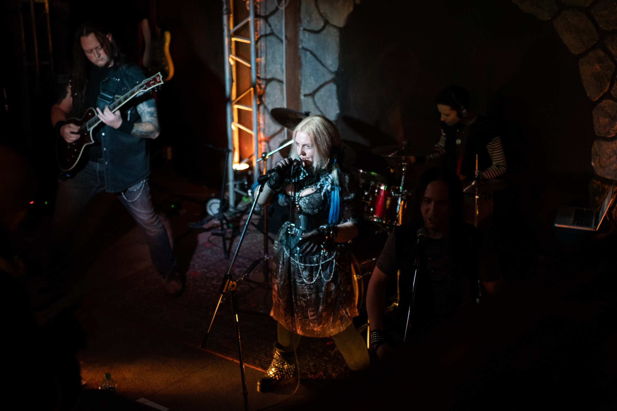 Ночь На Земле|Нора, Псков. Концертный и репортажный фотограф в Санкт-Петербурге Слава Пахомов