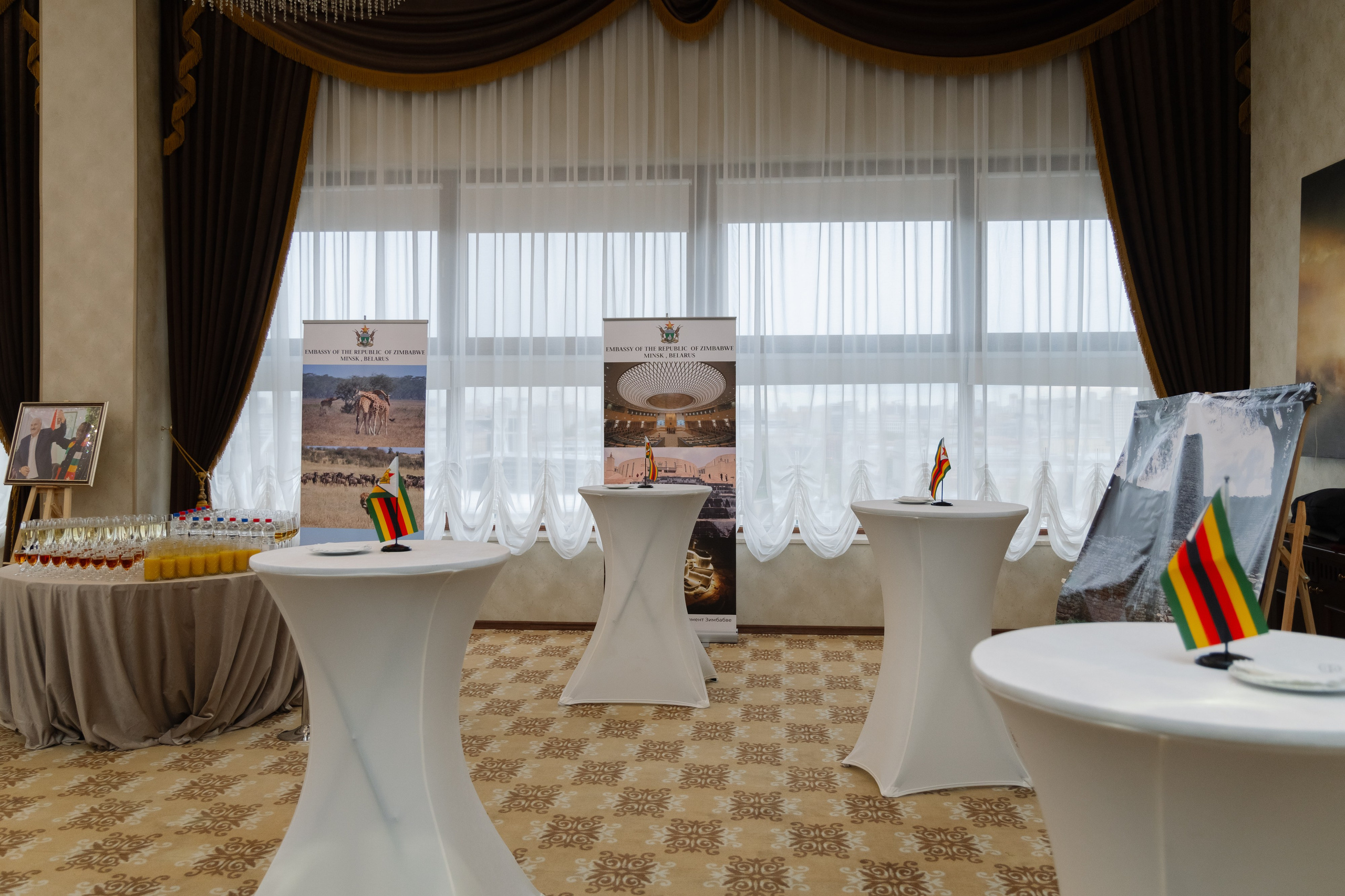 Фотосъемка делегации Посольства Зимбабве в Минске. Свадебный фотограф в Минске/Беларуси Сергей Спиридонов