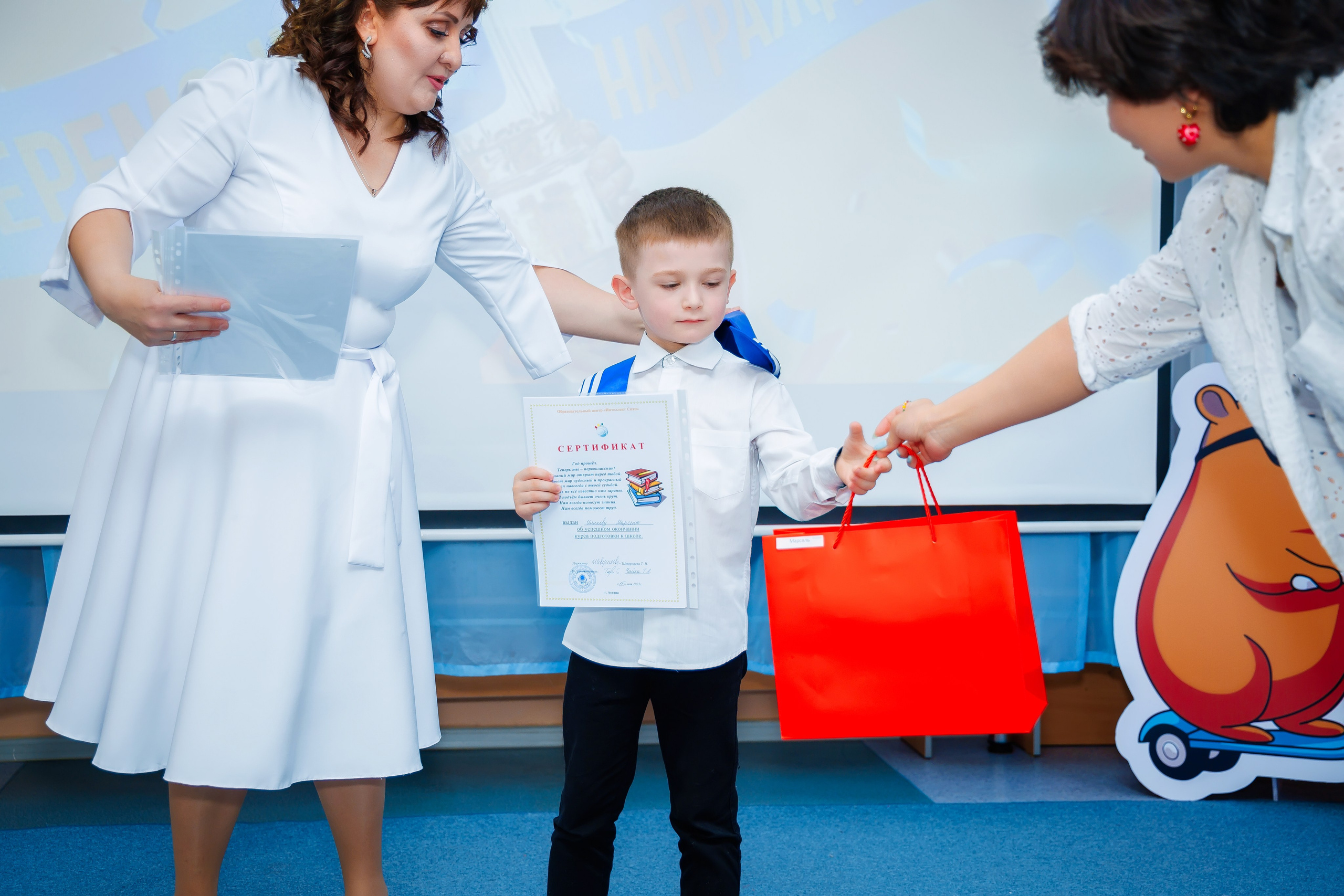 Утренник в Саду. Семейный и Свадебный фотограф в Астане Александр Астапов
