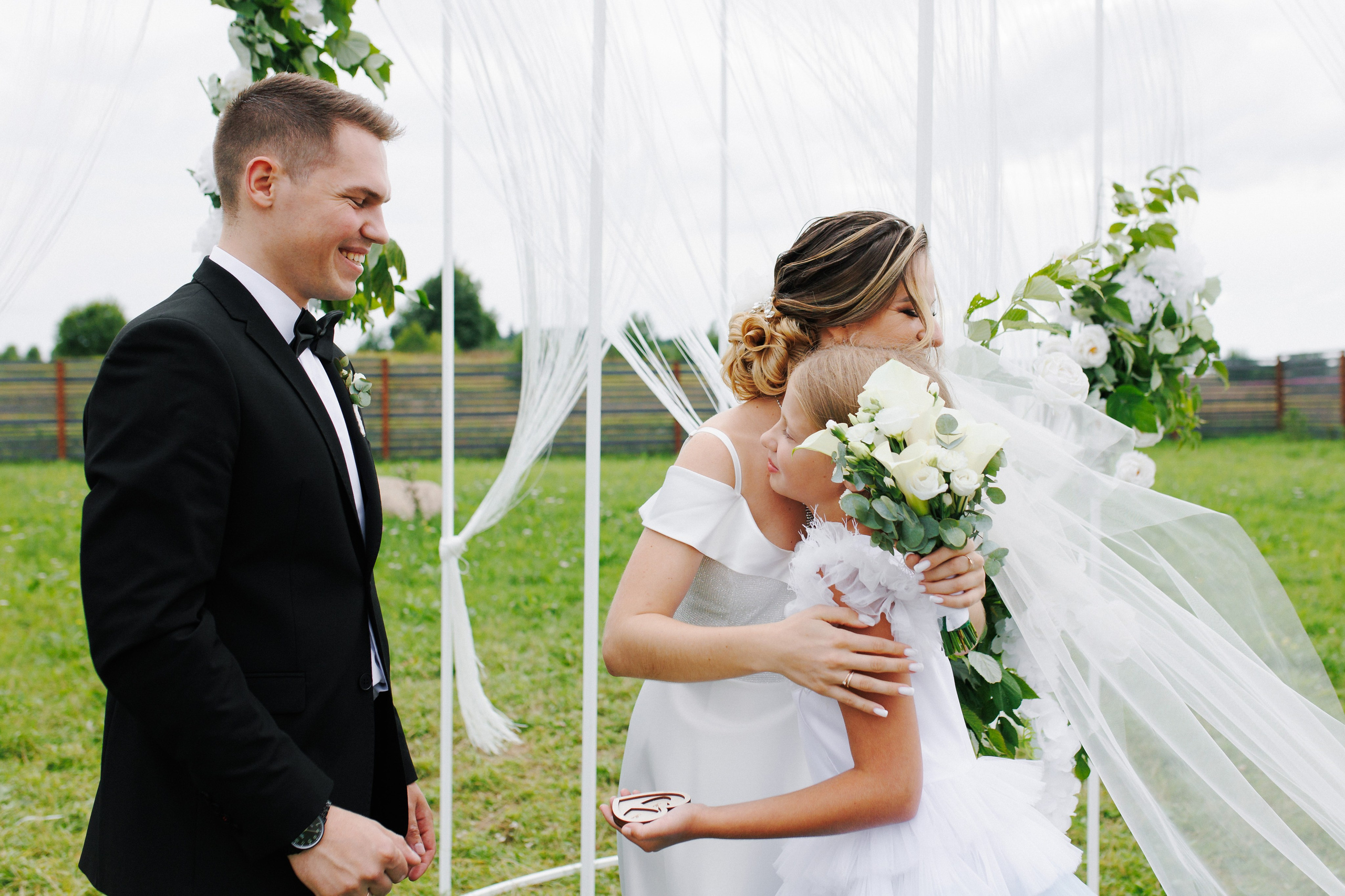 Свадебная фотосессия и банкетная часть в усадьбе СПБ. Свадебный фотограф СПБ