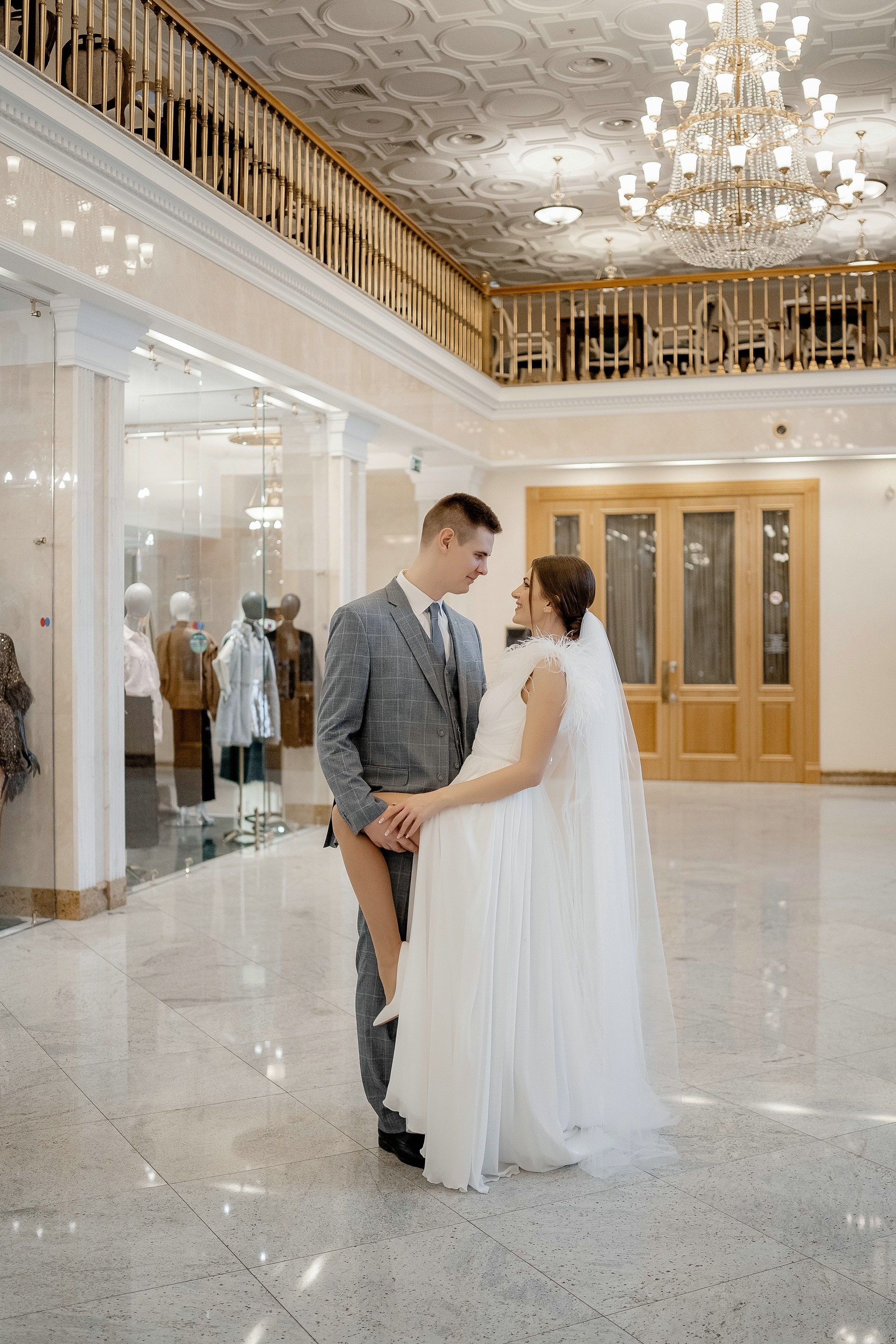 Свадебная фотосессия в Radisson Collection Hotel. Свадебный и семейный фотограф в Москве Светлана Зоткина