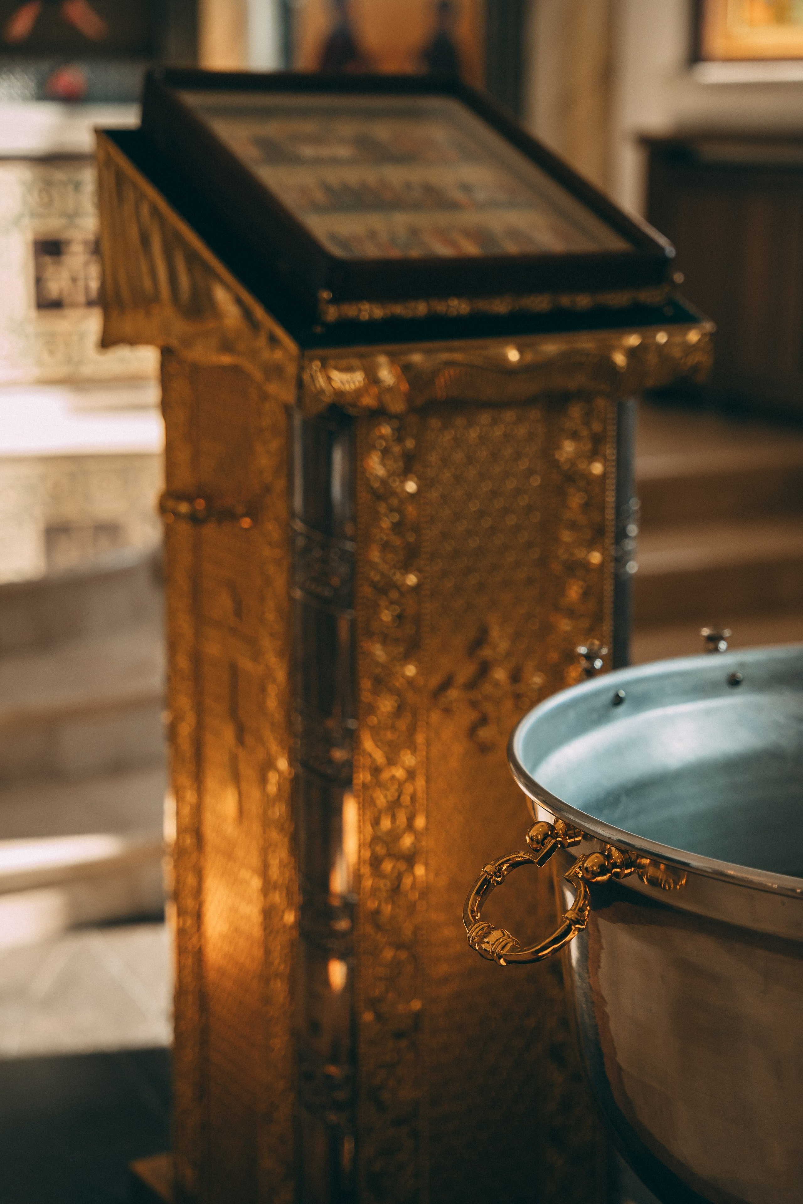 Крещение Арсения и Максима. Главная