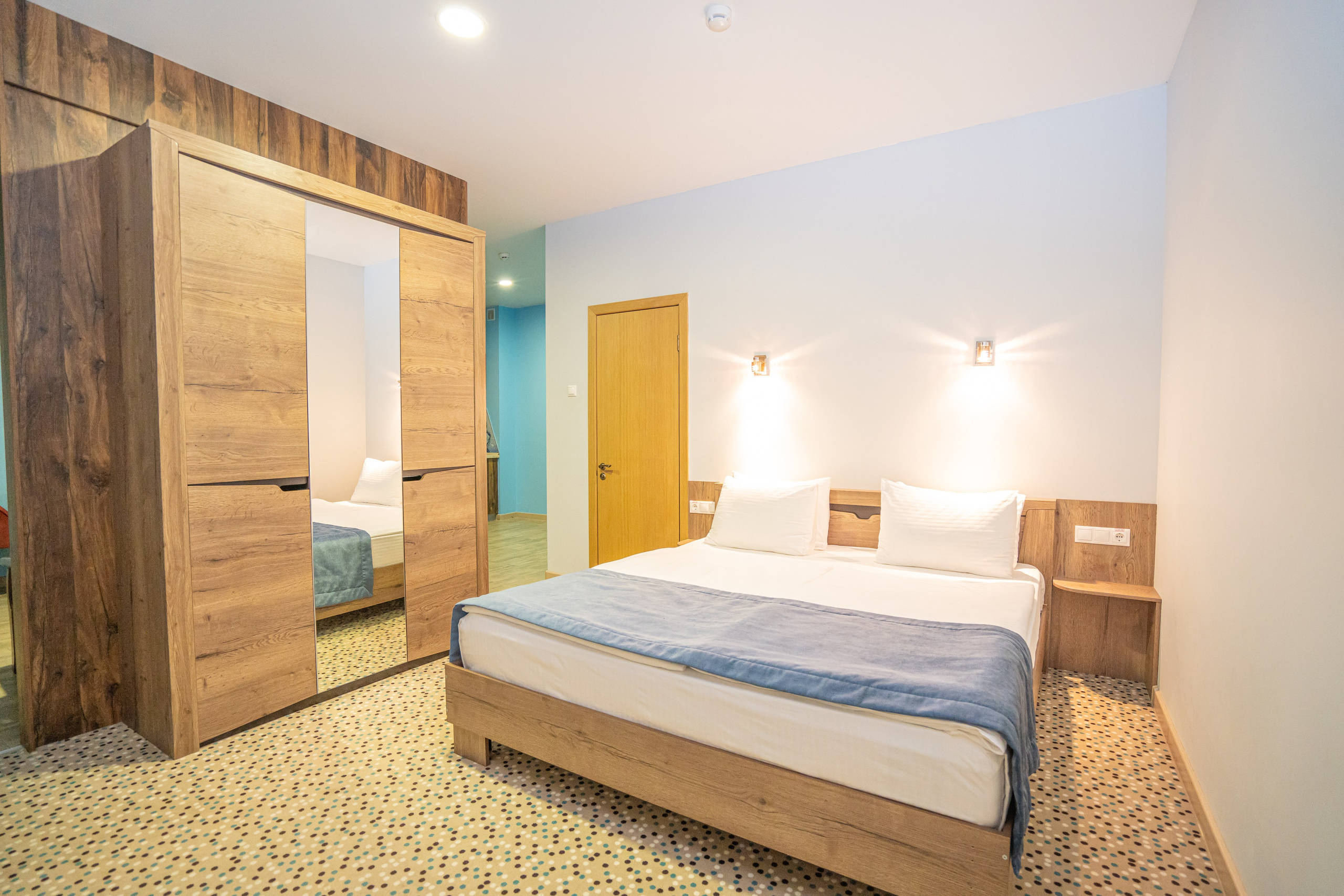 Интерьерная фотосъемка премиальных отелей Dream Hotel в Краснодаре и Анапе Профессиональная фотосъемка интерьеров отелей Dream Hotel: Красно. Шедевры для Вас! Фотограф и Видеограф в Краснодаре Пахиев Руслан