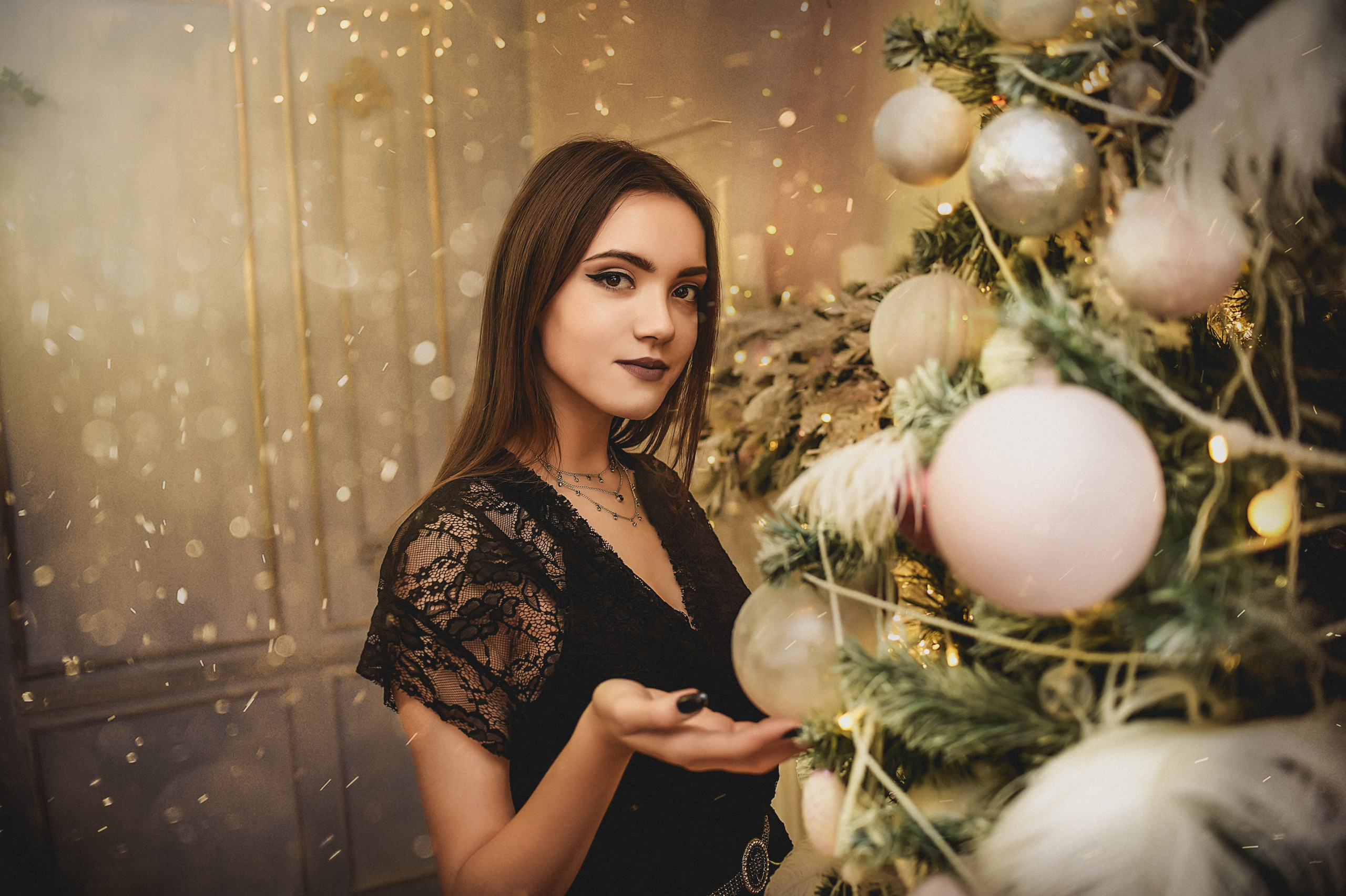 Новогодняя. Свадебный, семейный, детский, контент фотограф в Омске Максим Ильин