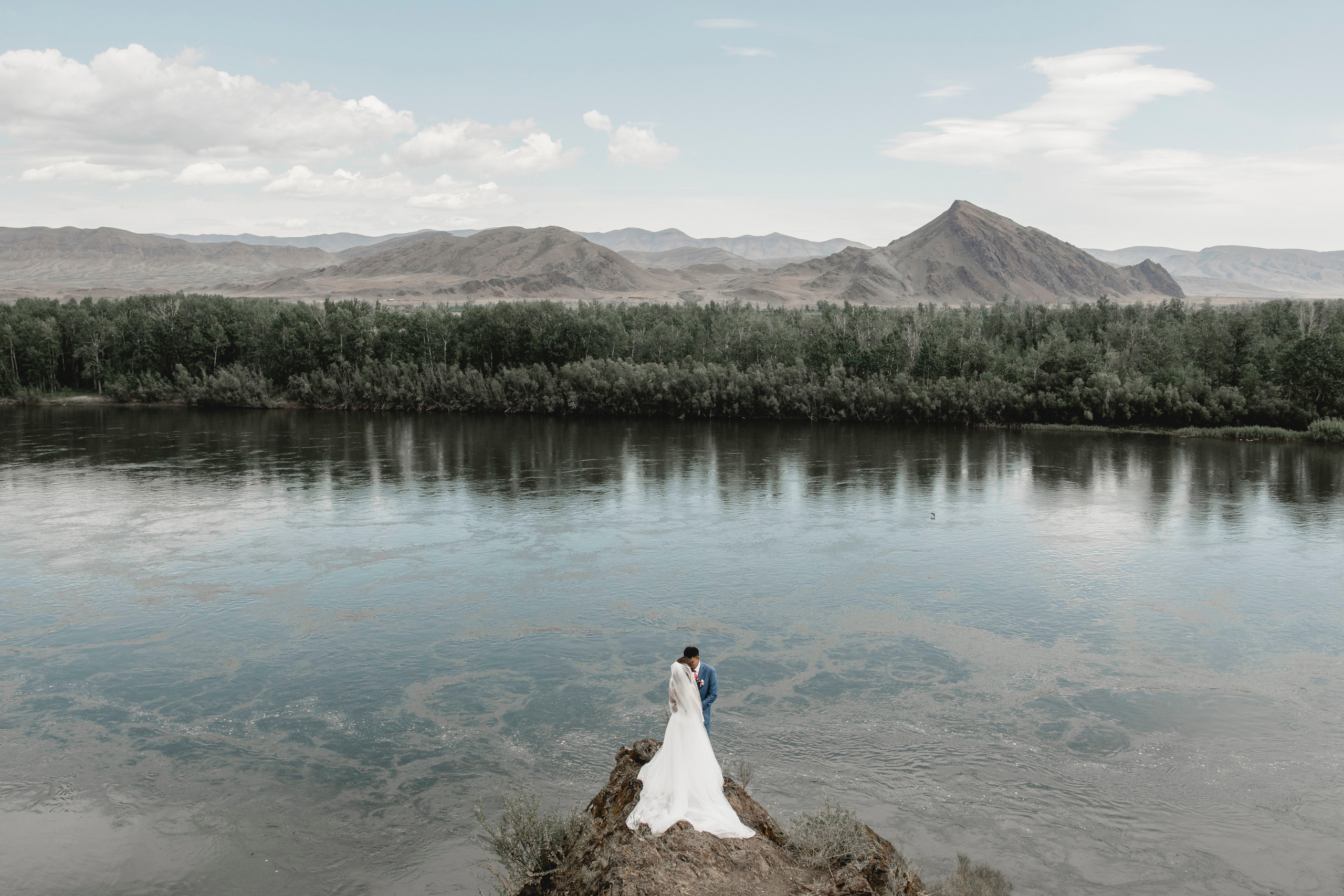Ая и Эрес. Свадебный фотограф в Кызыле Ай-Херел Ондар