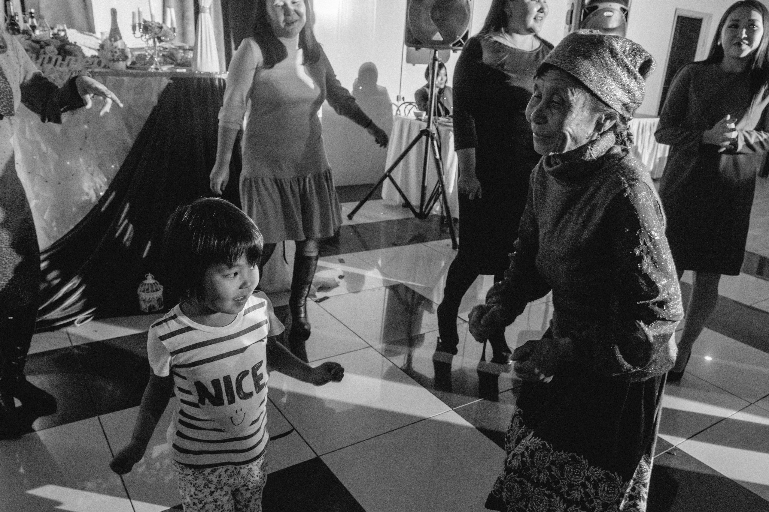 Саша и Алёна. Свадебный фотограф в Кызыле Ай-Херел Ондар