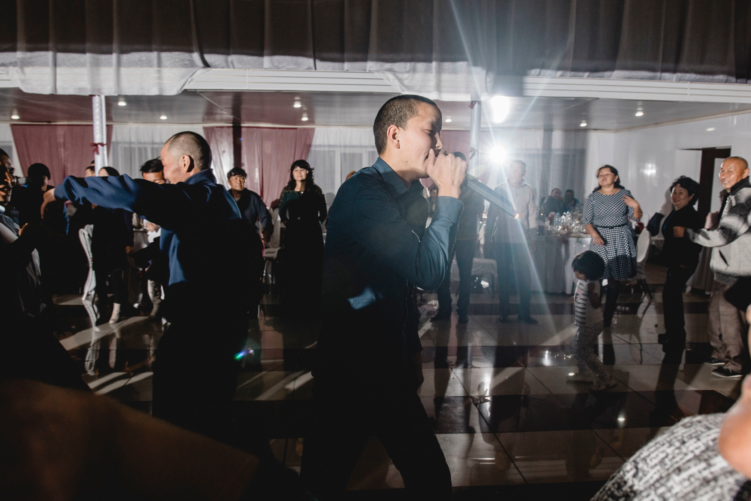 Саша и Алёна. Свадебный фотограф в Кызыле Ай-Херел Ондар