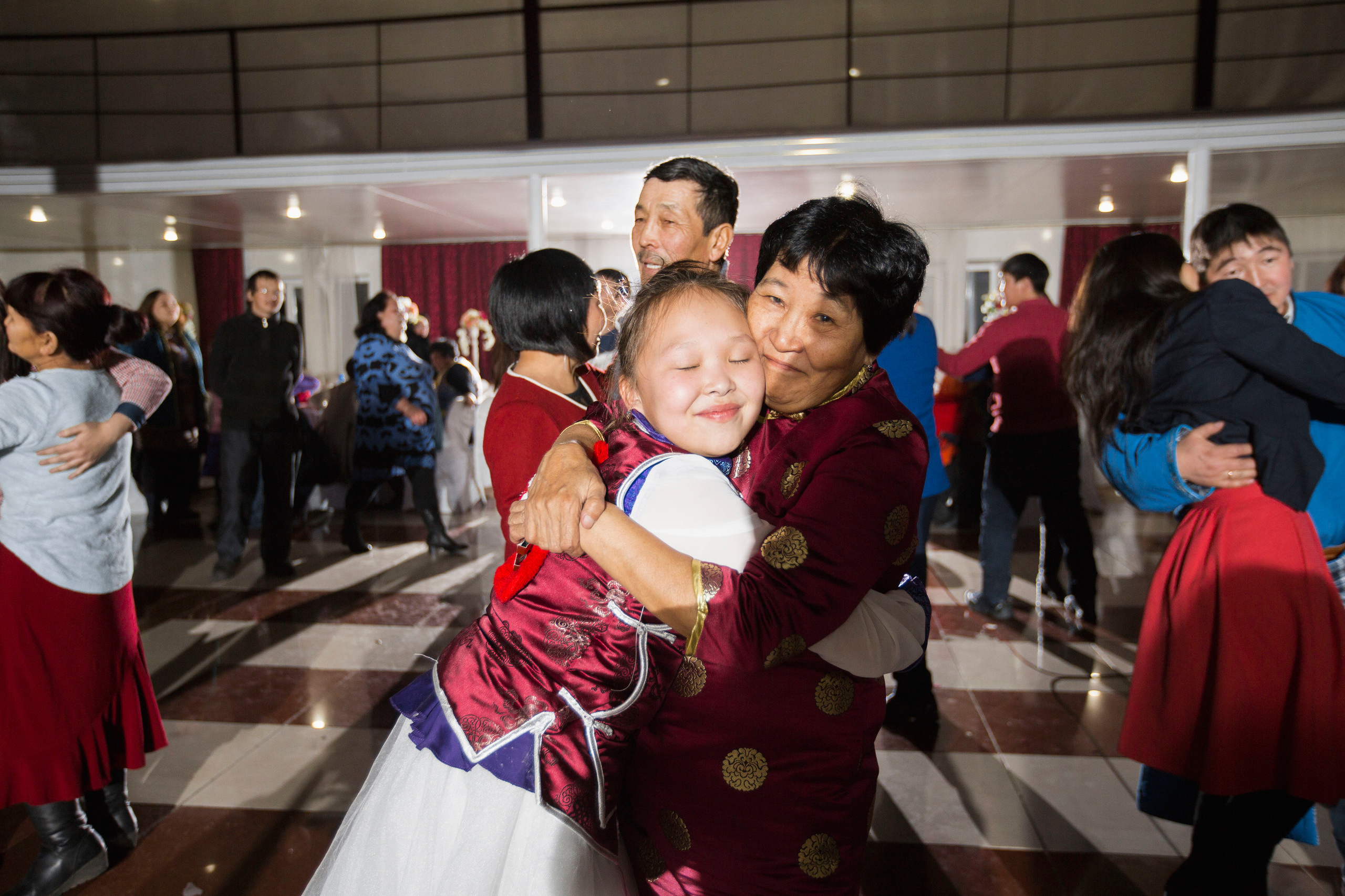 Дойур и Алёна. Свадебный фотограф в Кызыле Ай-Херел Ондар