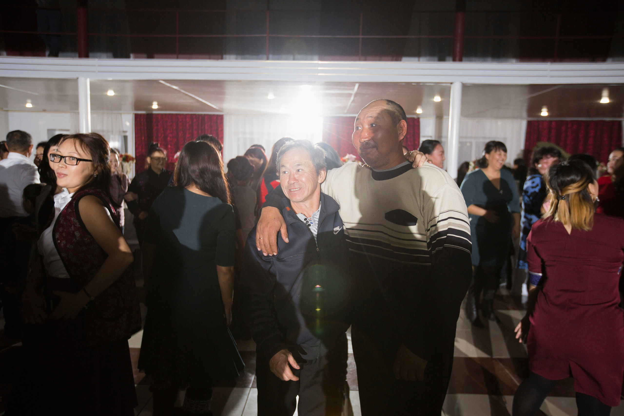 Дойур и Алёна. Свадебный фотограф в Кызыле Ай-Херел Ондар