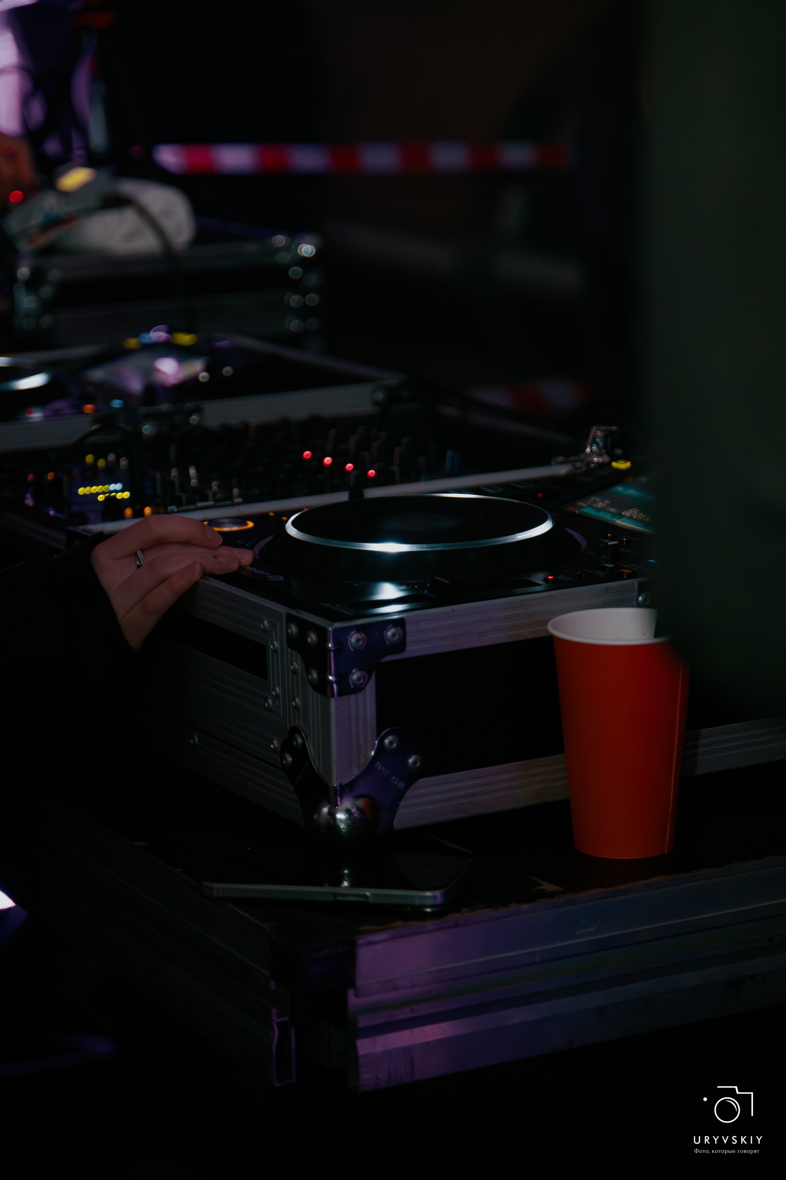 Рейв на Центральном рынке. Игорь Урывский. Фотограф Красноярск