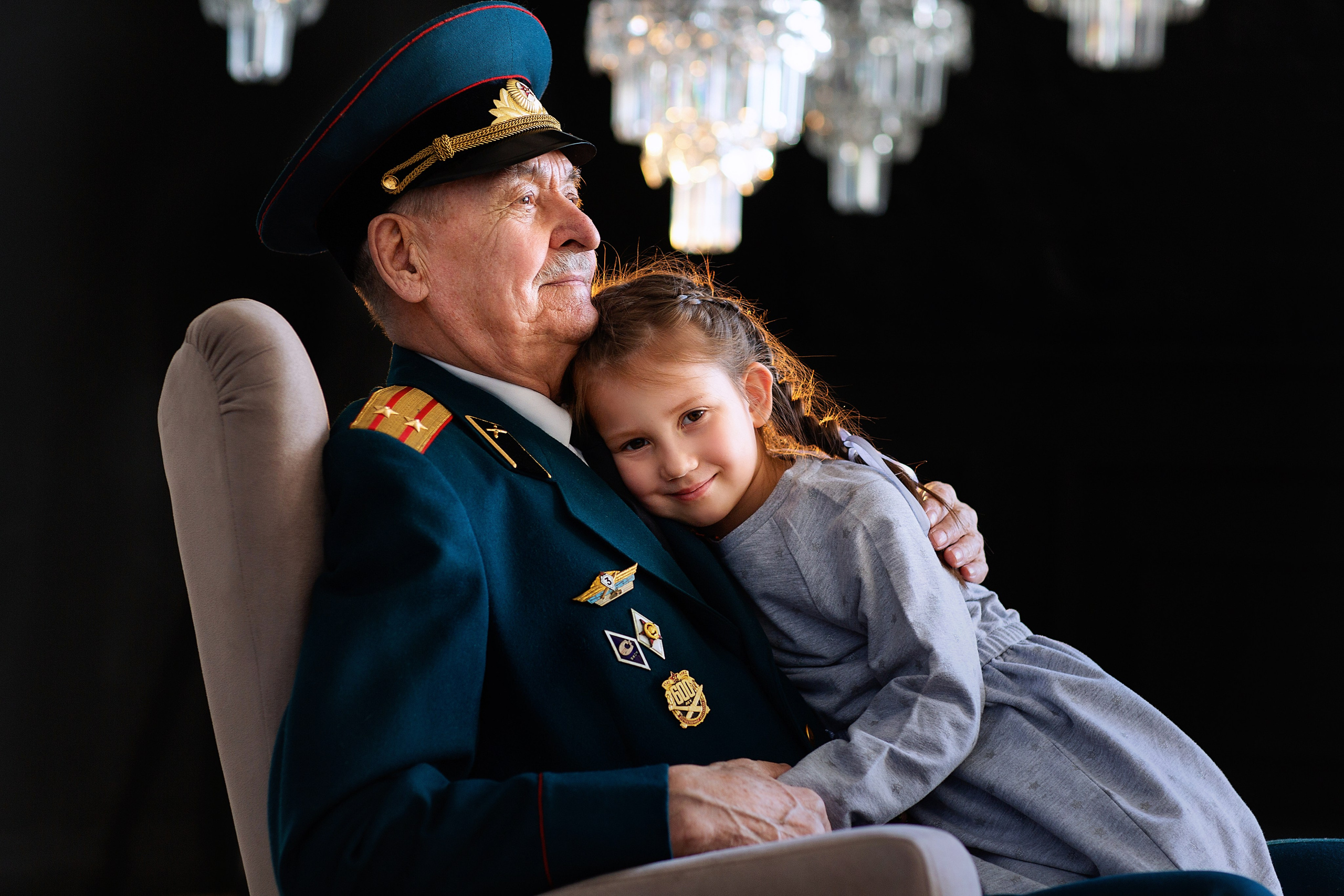 Семейная фотосессия в студии и дома Спб портфолио Насти Околот