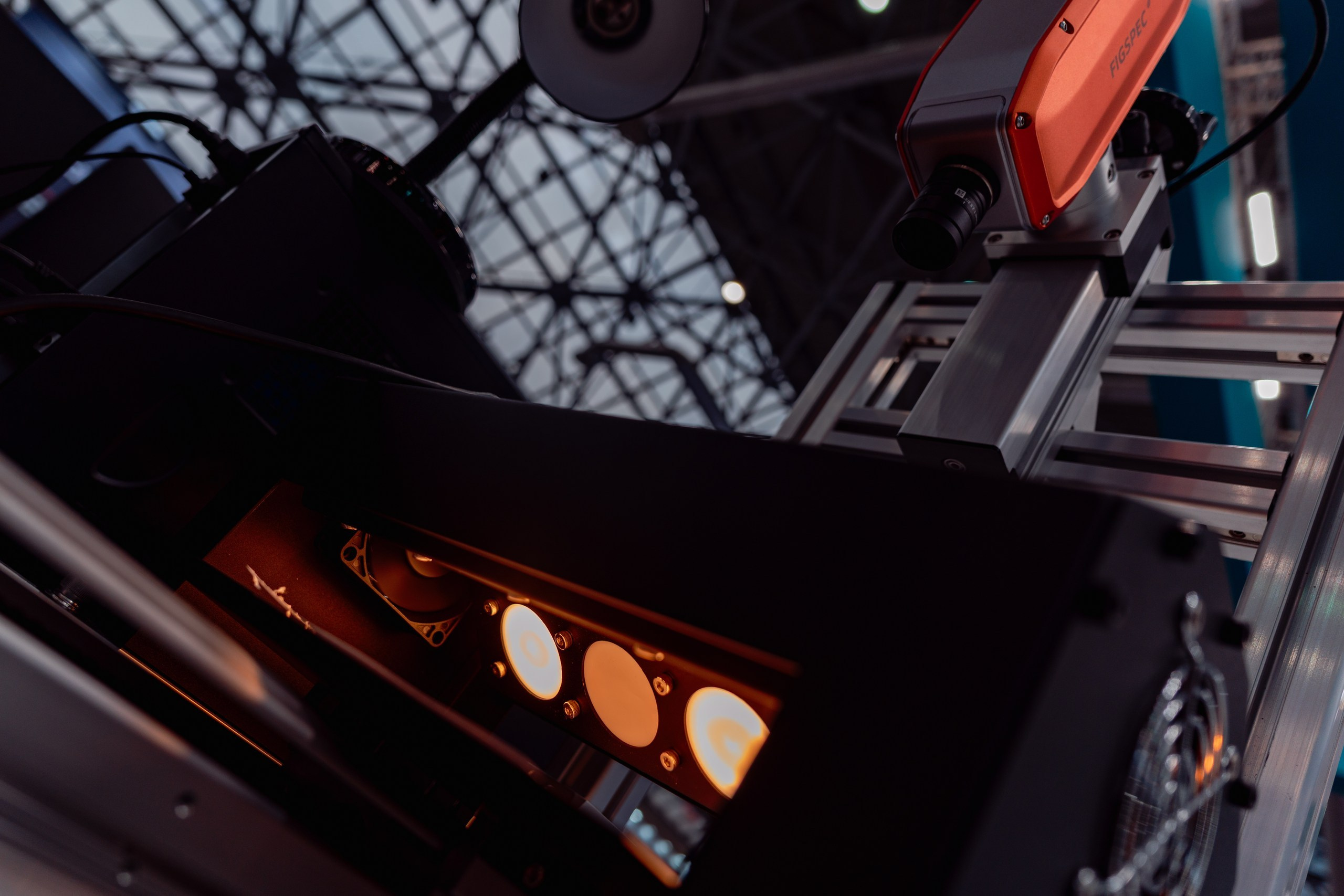 Фотограф на выставку. Репортажный фотограф в Москве Измалков Артем