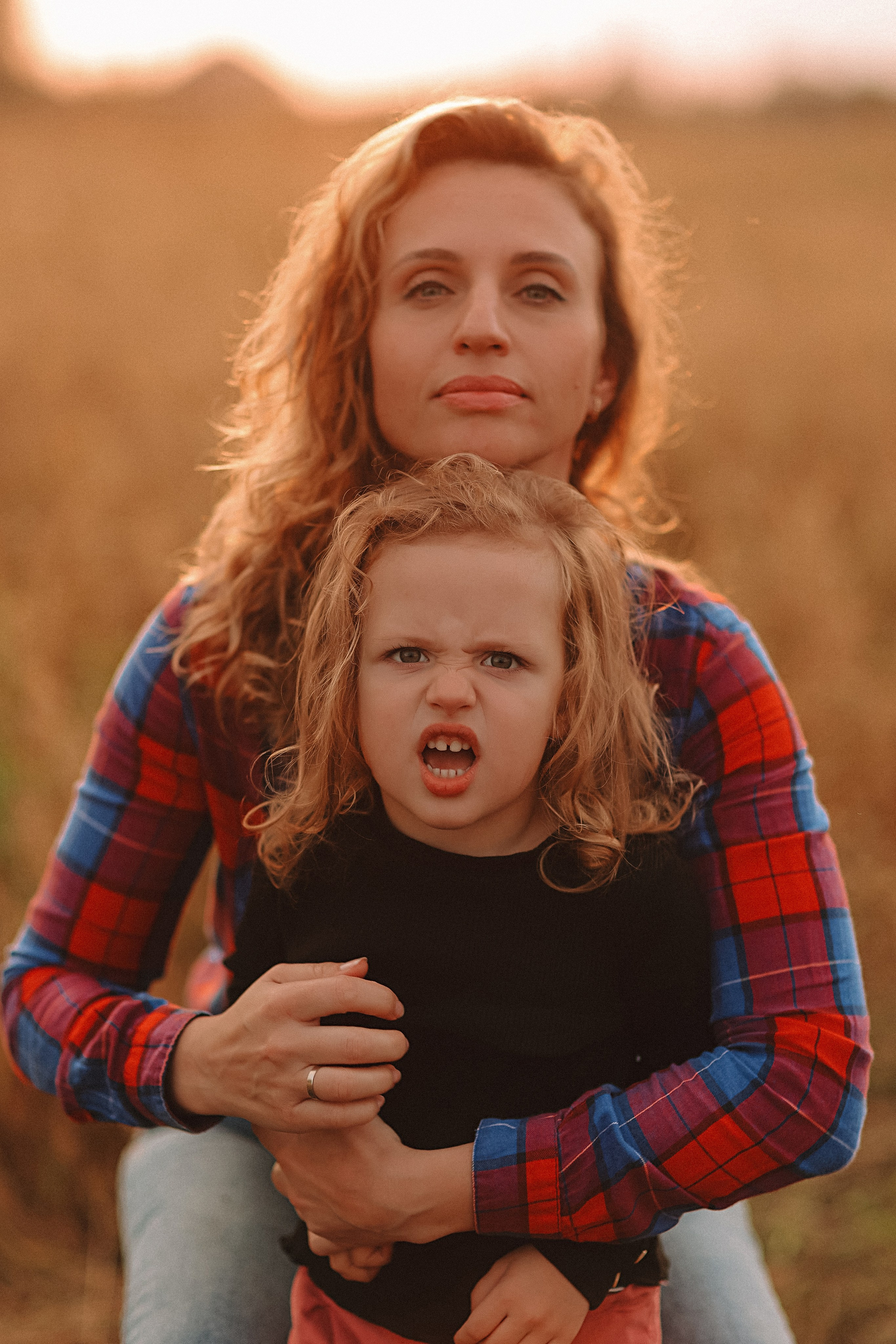 Поле. Семейный фотограф Тюмень, фотограф на роды Салмина Мария