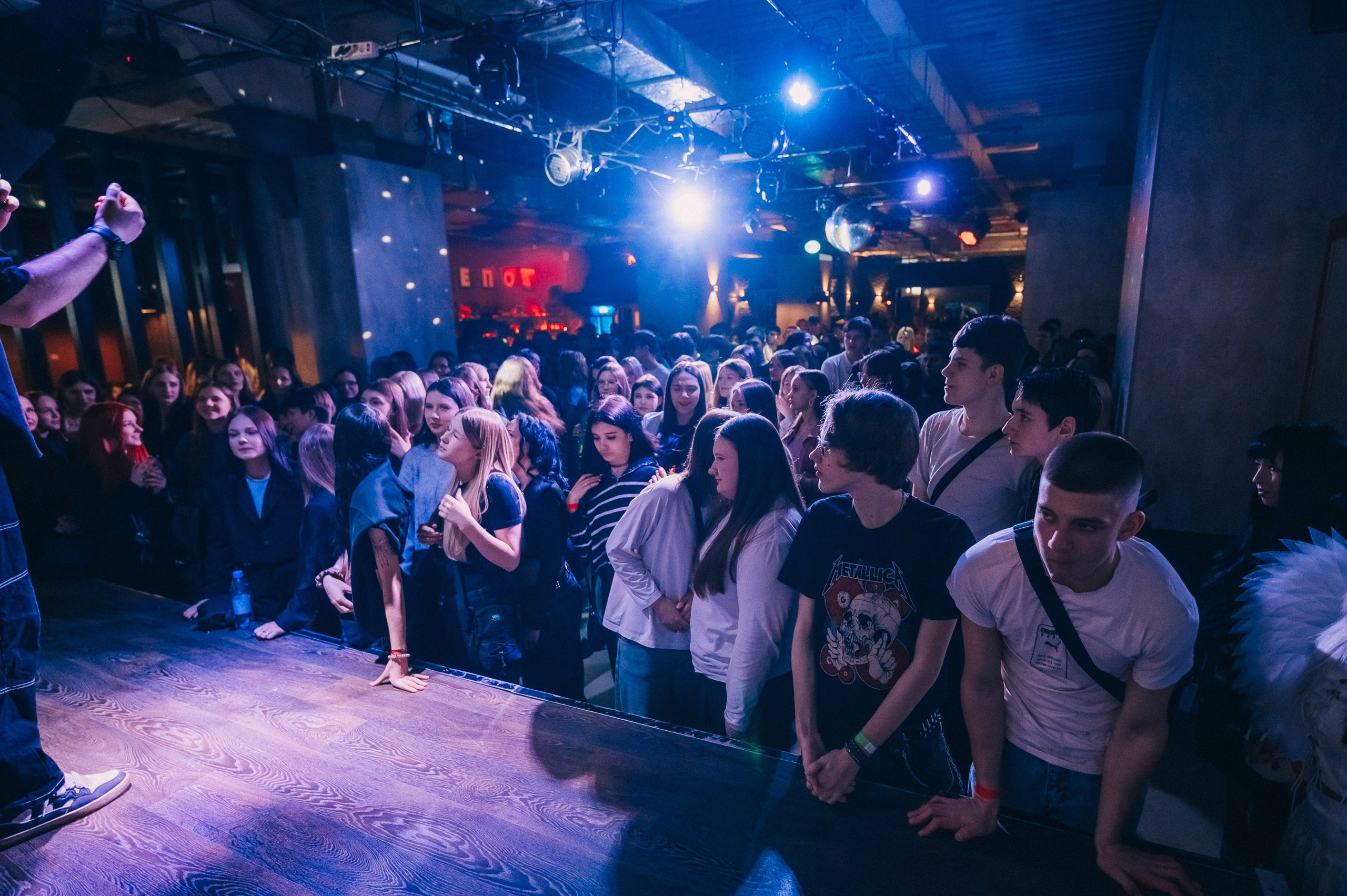 8 MARCH WOMENS DAY PARTY. Фотограф в Кемерово Владислав Шульц