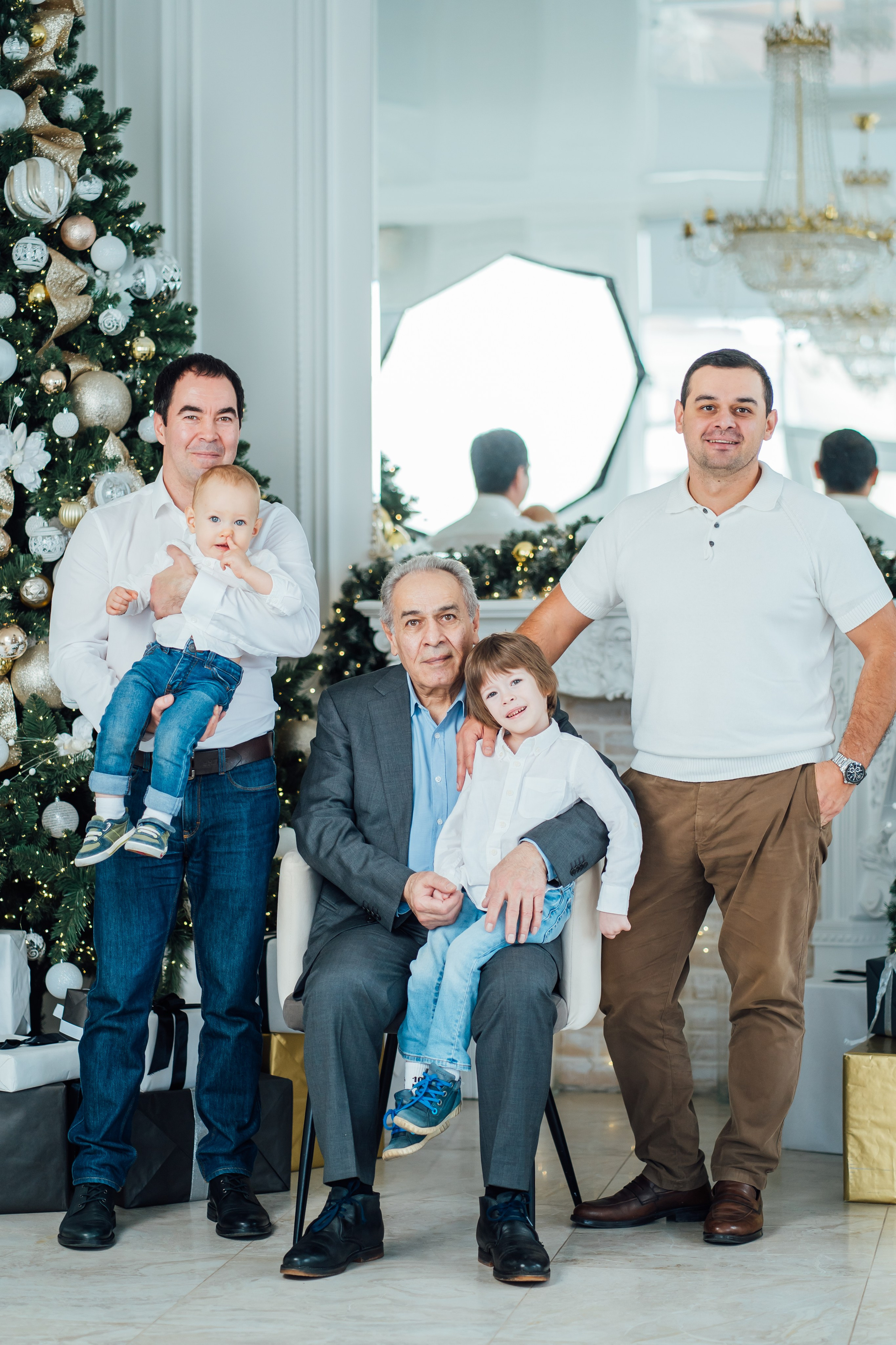 Карина с семьей. Семейный и детский фотограф в Ростове-на-Дону Екатерина Шевченко