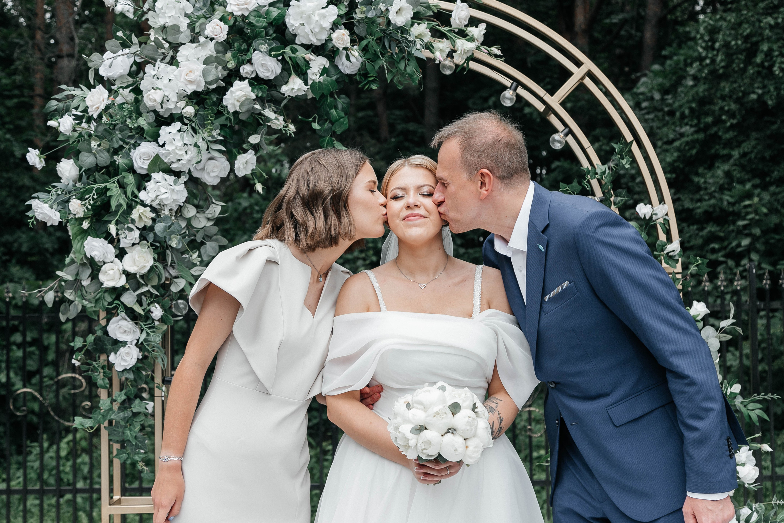 Фотограф на свадьбу. Фотограф в Минске Ира Сюбарева