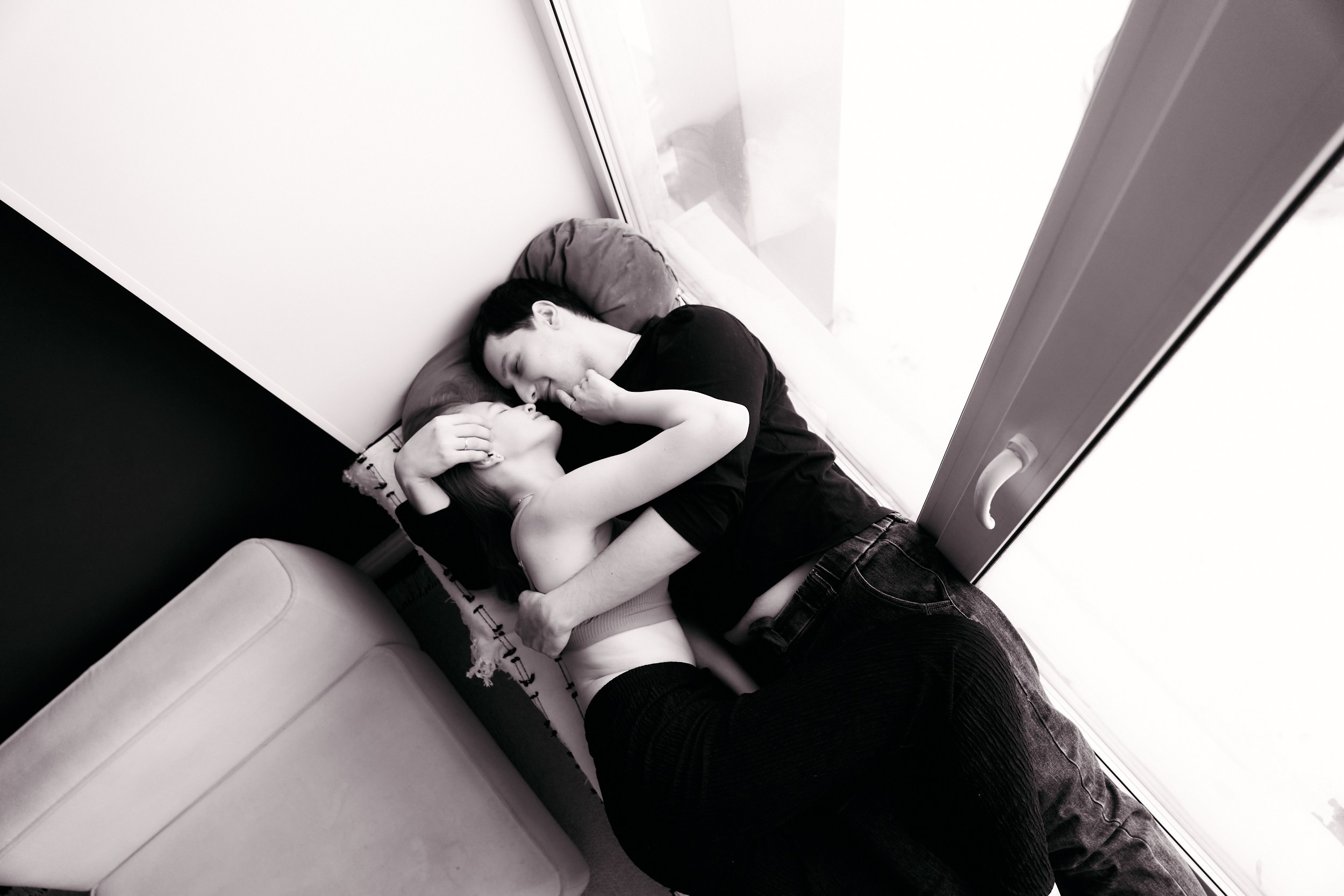 Эля и Никита | домик+улица. Фотограф, рассказывающий истории // Софа Медведева // Екатерибург